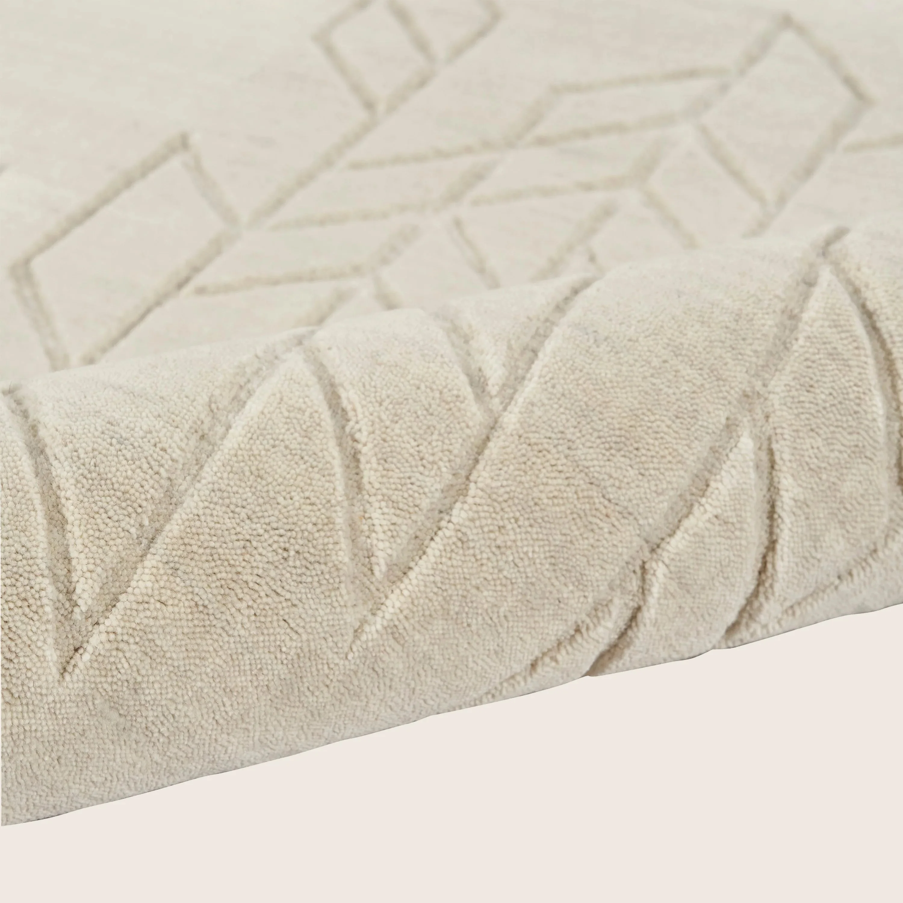 Solid Essentials Wool Rug - Image 4