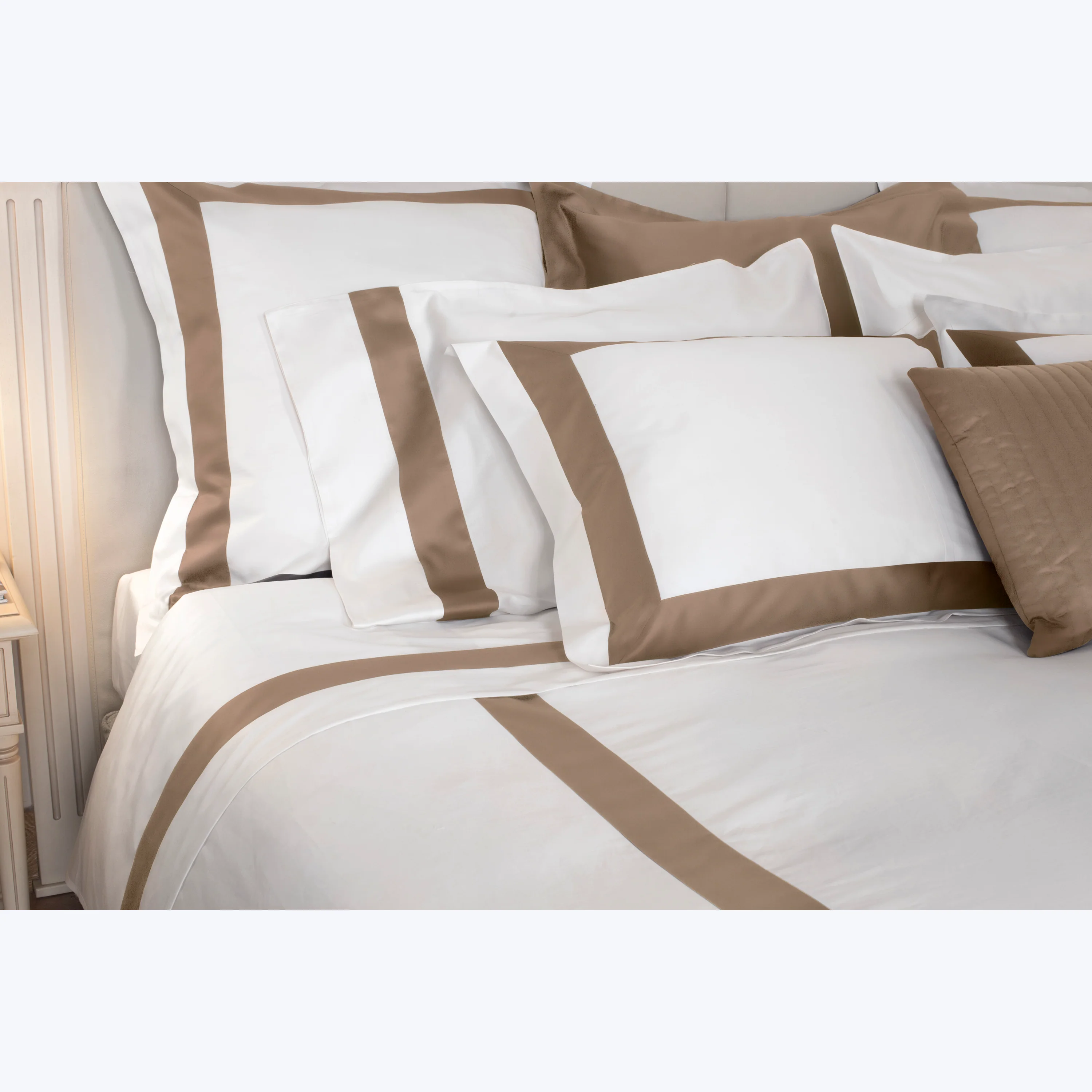 Aida Sheets & Pillowcases, White/Brown - Image 5