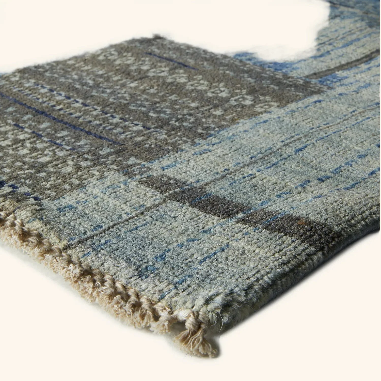 Blue Alchemy Transitional Wool Silk Blend Rug - 11'1" x 14'3" - Image 4