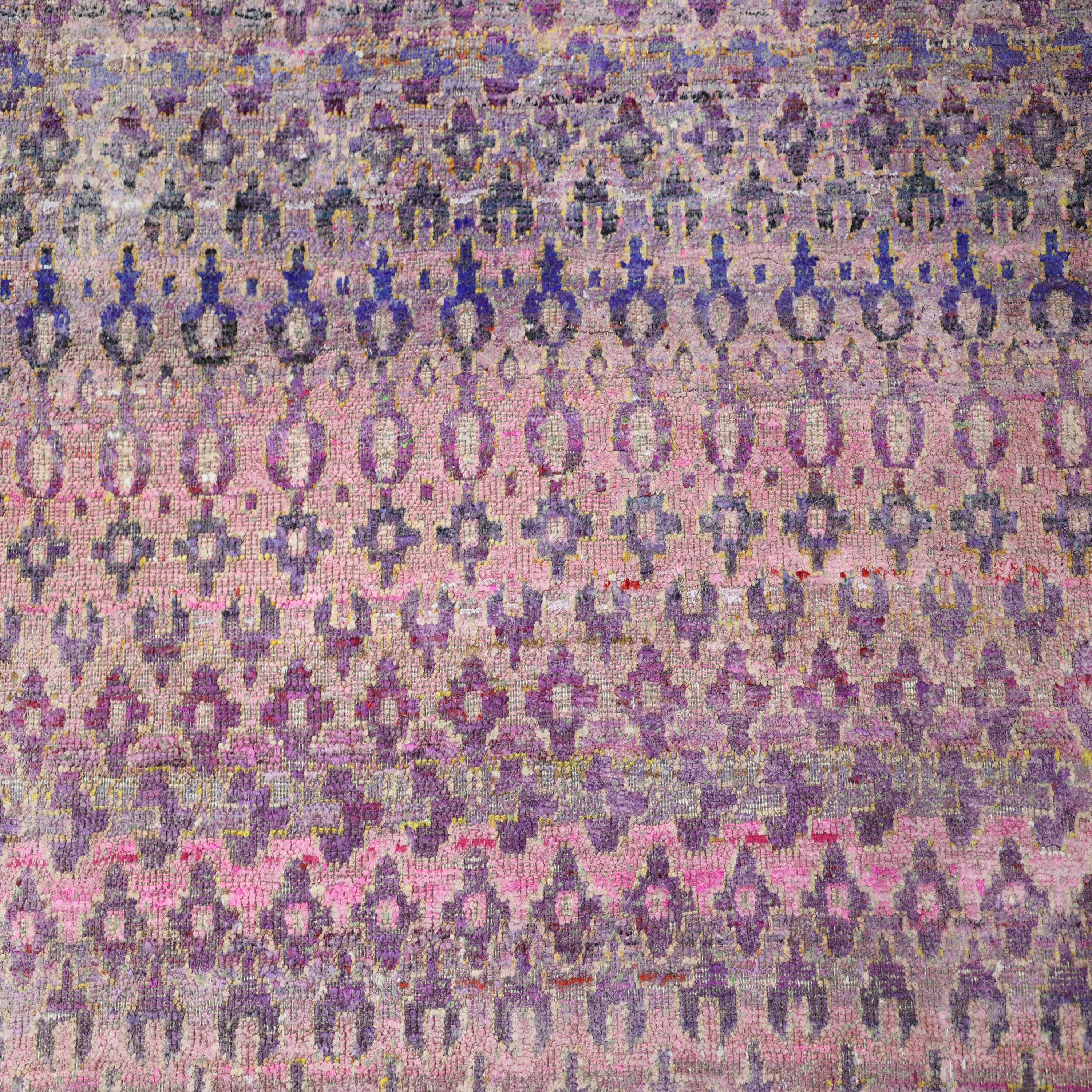 Aura Alchemy Silk Rug - Hyderabad - Image 3
