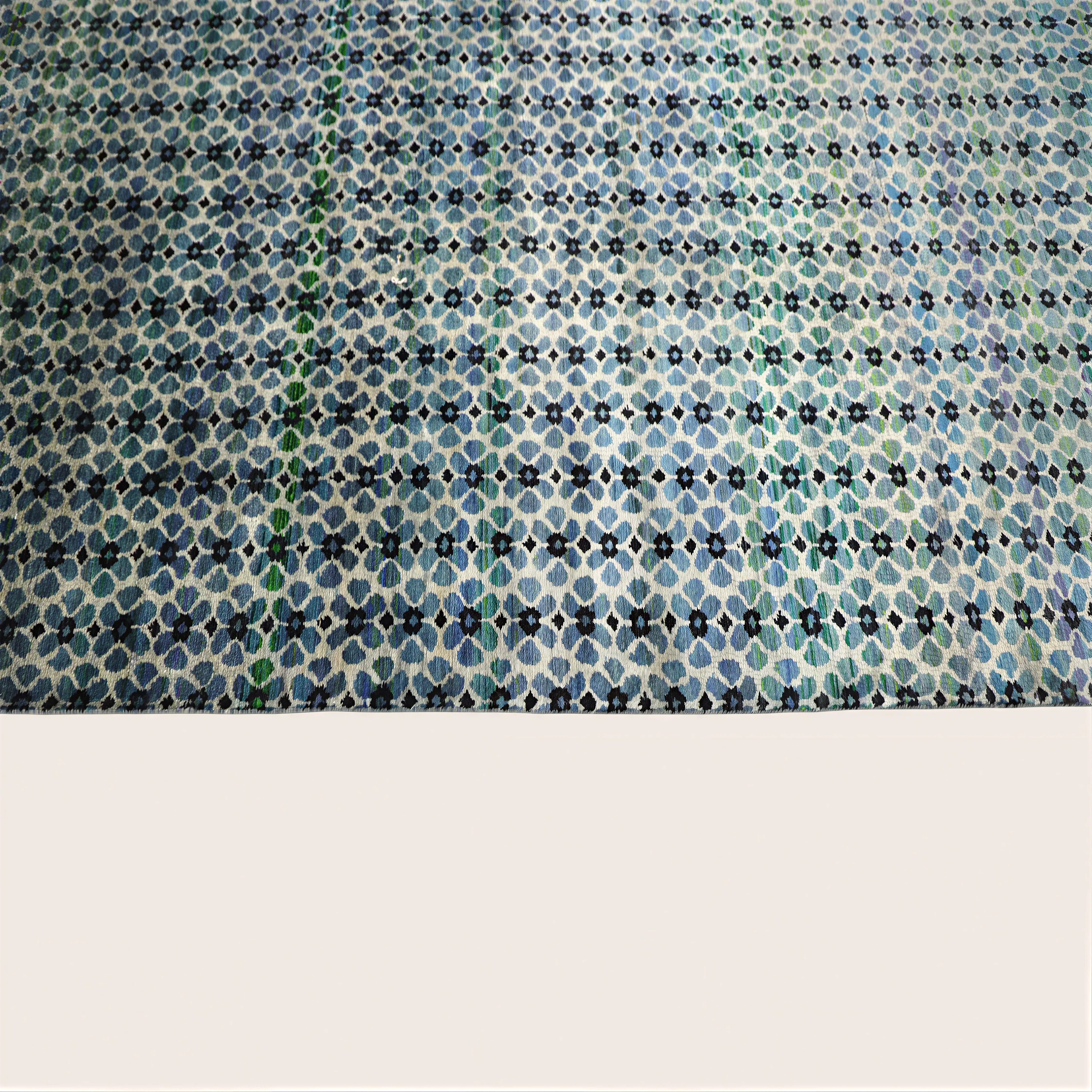 Aura Alchemy Silk Rug - Varanasi - Image 17