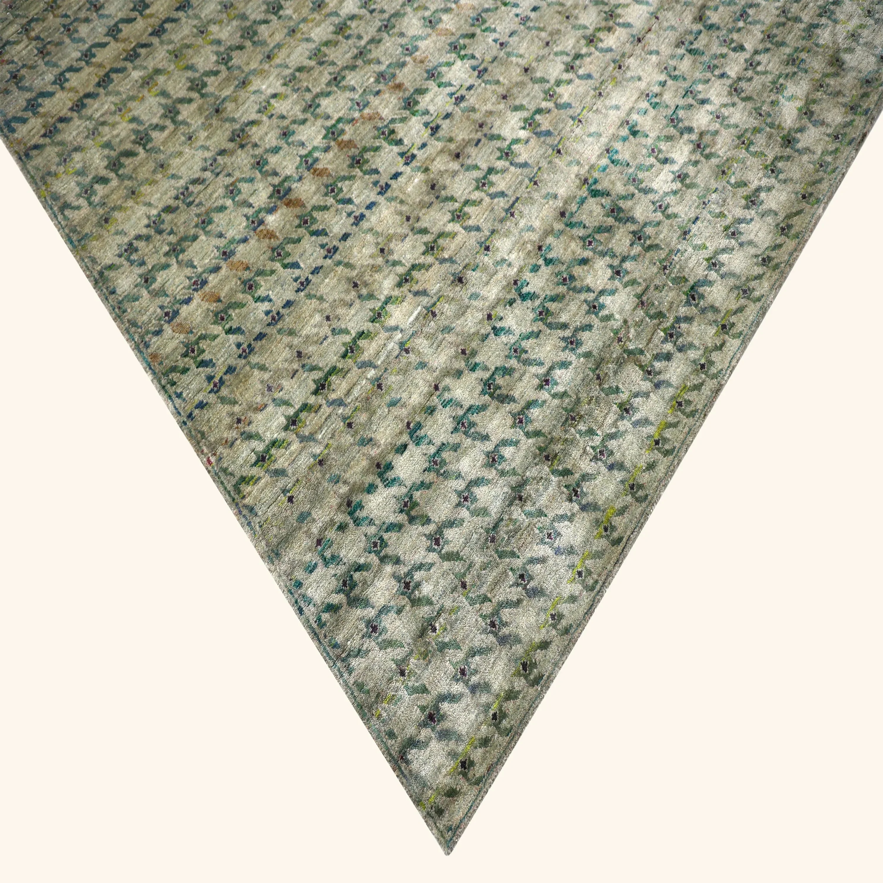 Aura Alchemy Silk Rug - Pune - Image 8