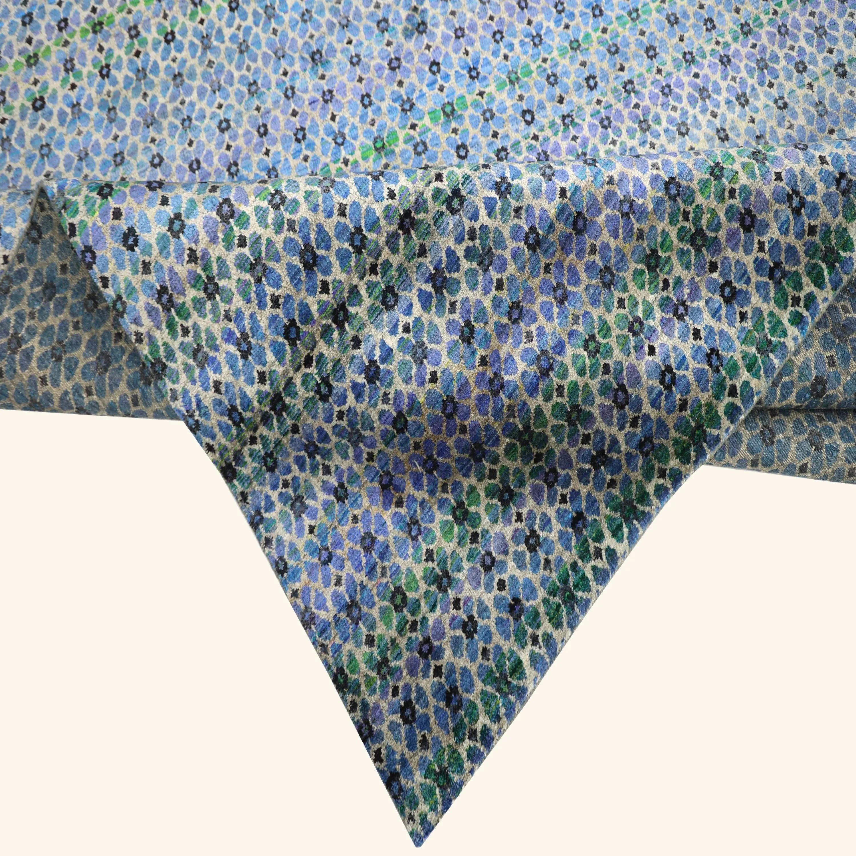 Aura Alchemy Silk Rug - Ahmedabad - Image 5