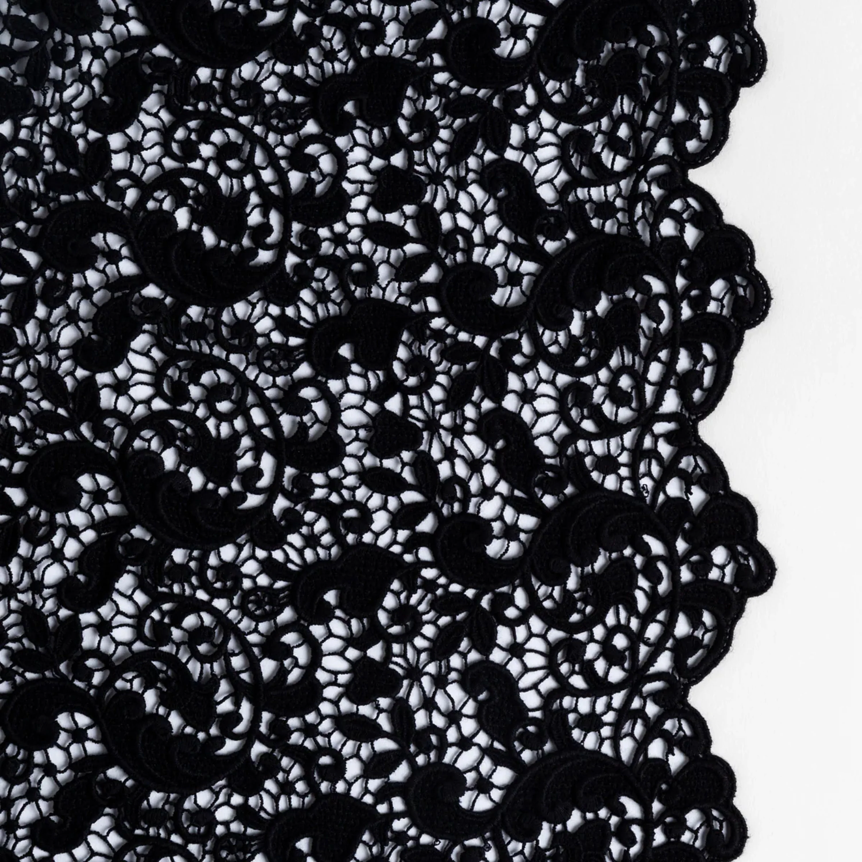 Allora Lace Pillowcase - Image 110