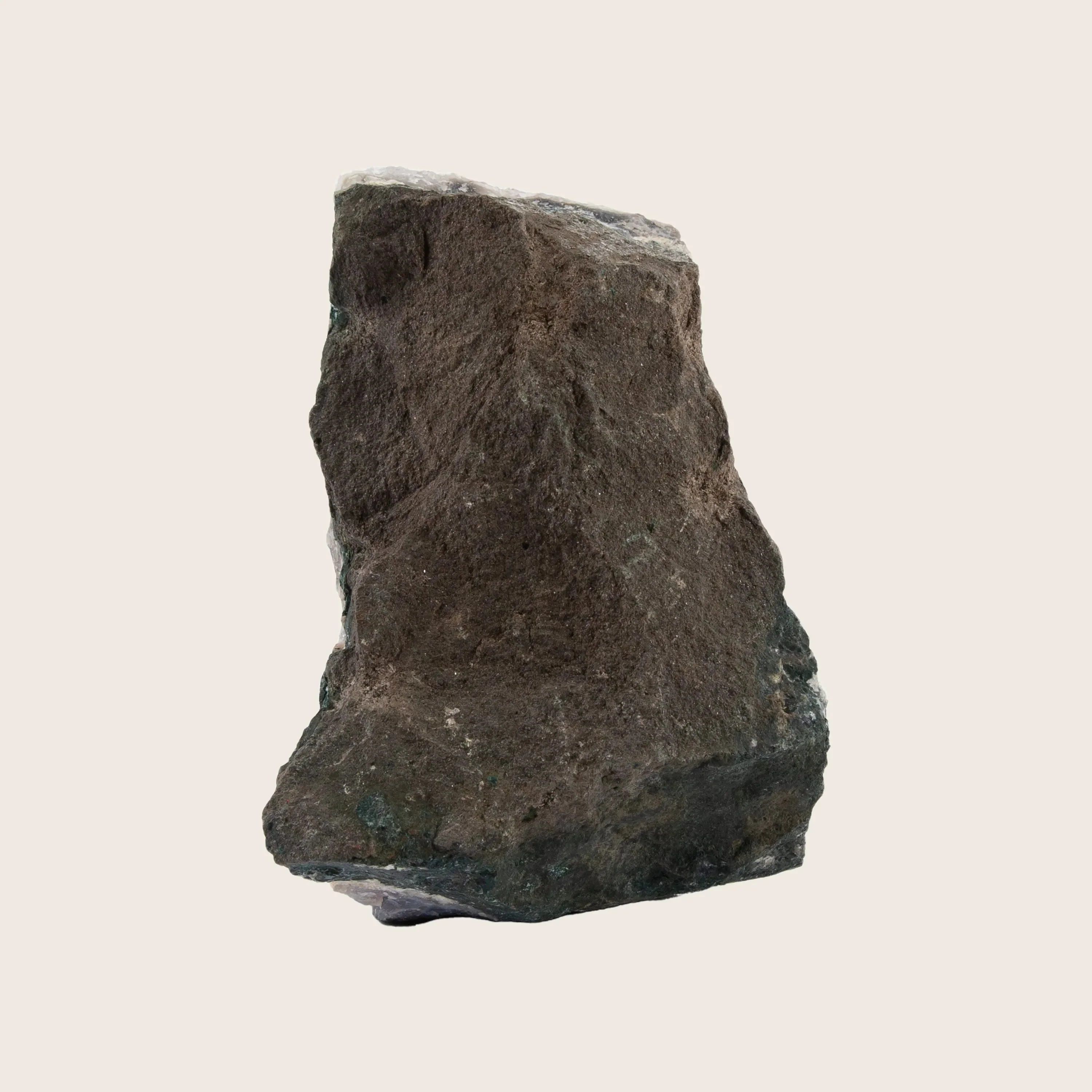Amethyst Clusters Trophy - Image 4