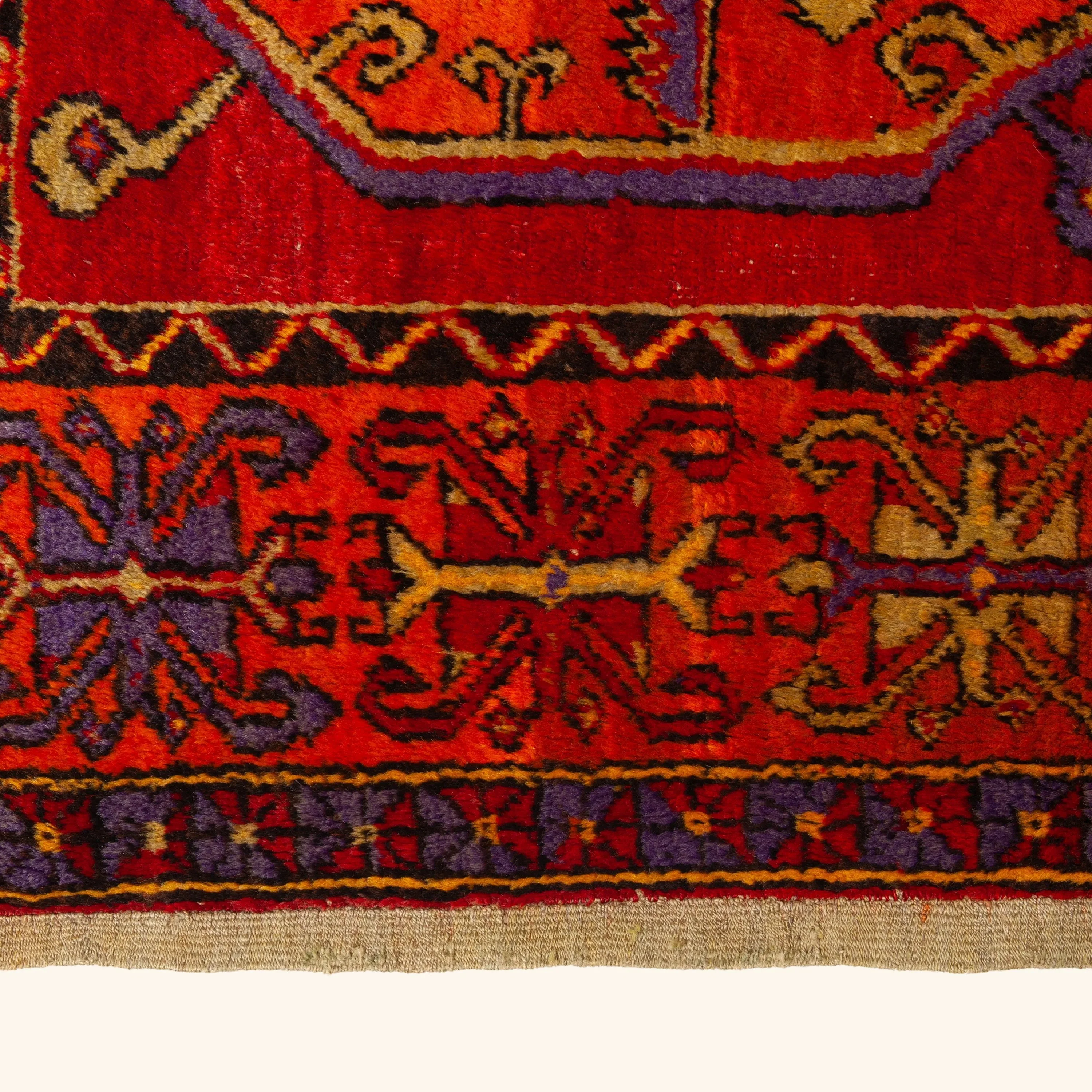 Red Vintage Traditional Anatolian Wool Rug - 4'6" x 11'2" - Image 5