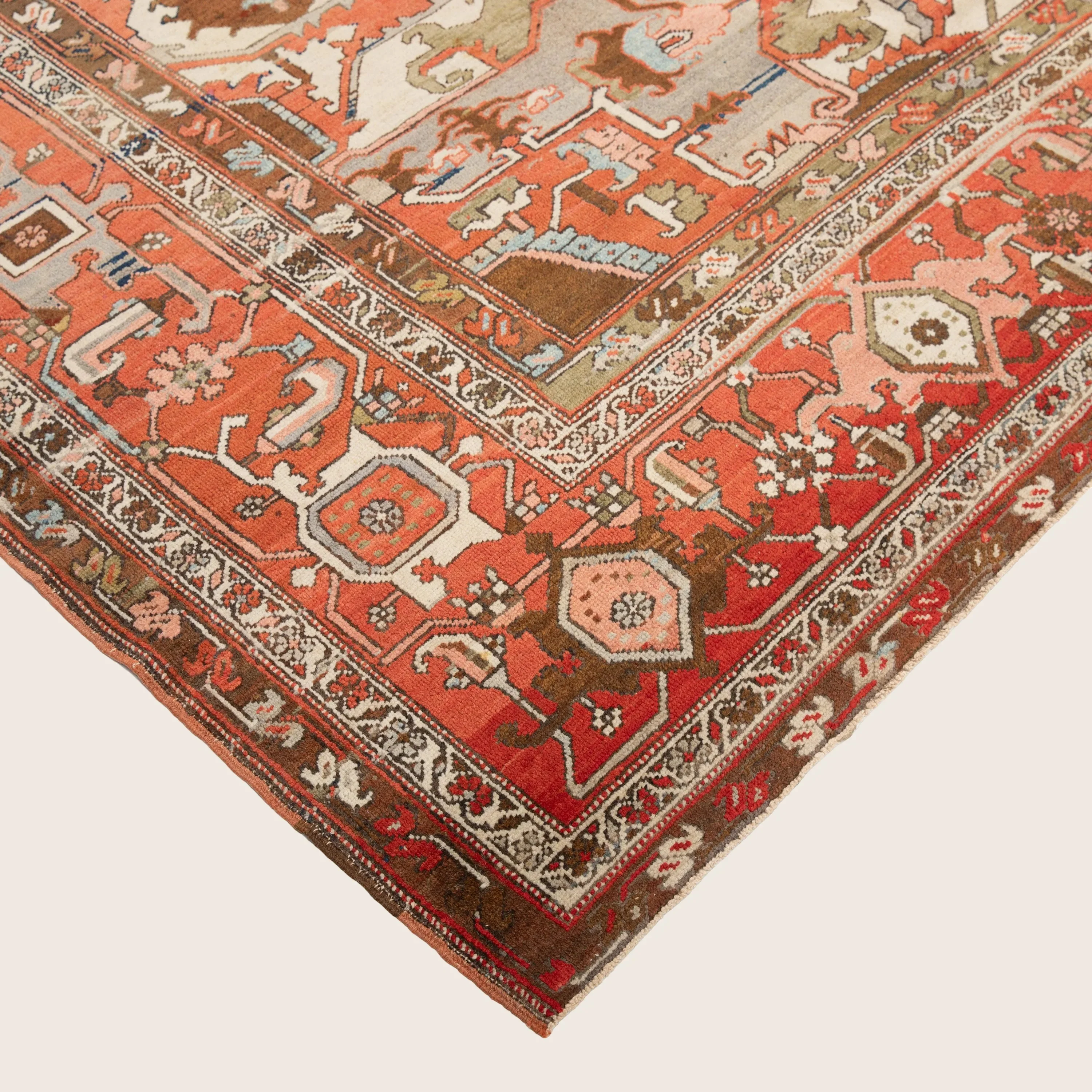 Red Antique Traditional Heriz Wool Rug - 11'10" x 17'2" - Image 3