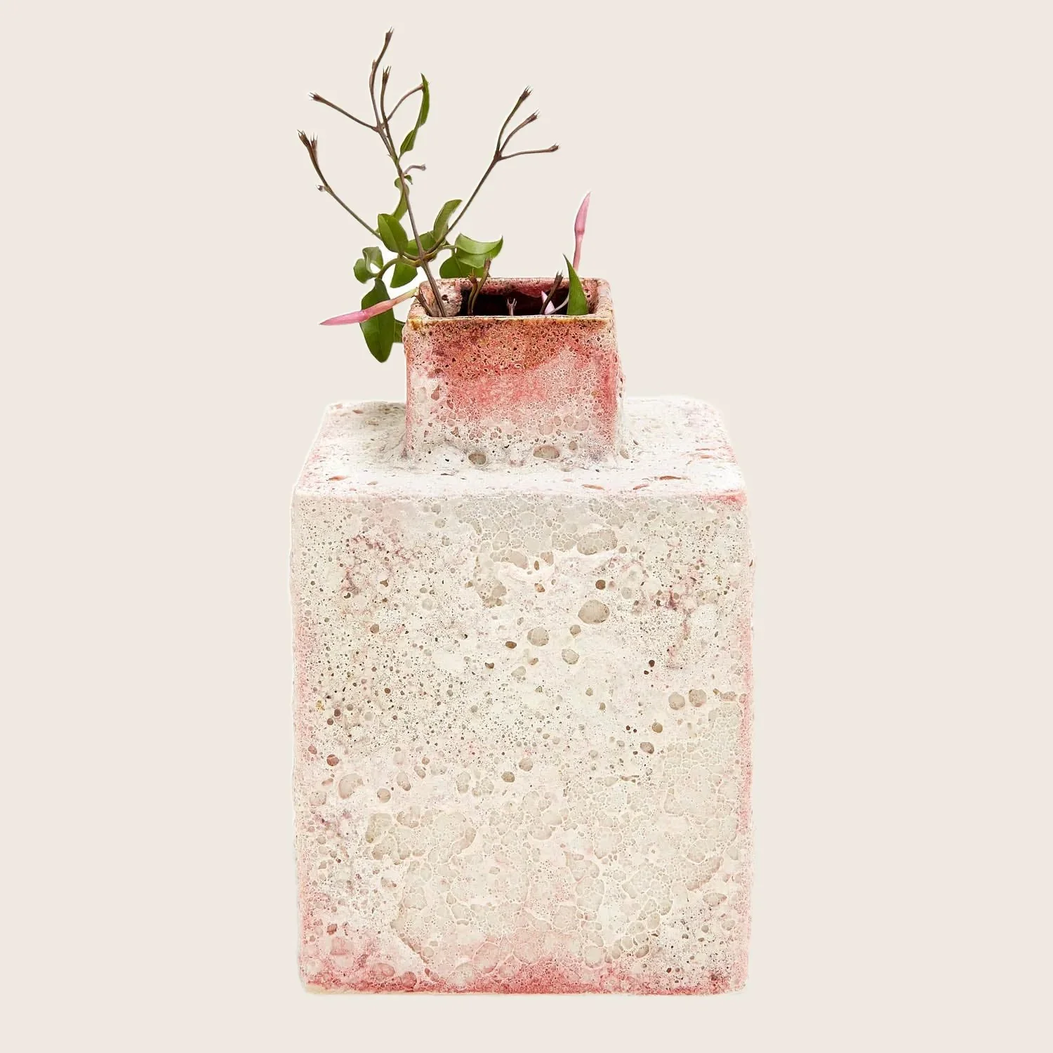 Ash Cloud Vase, Hot Pink
