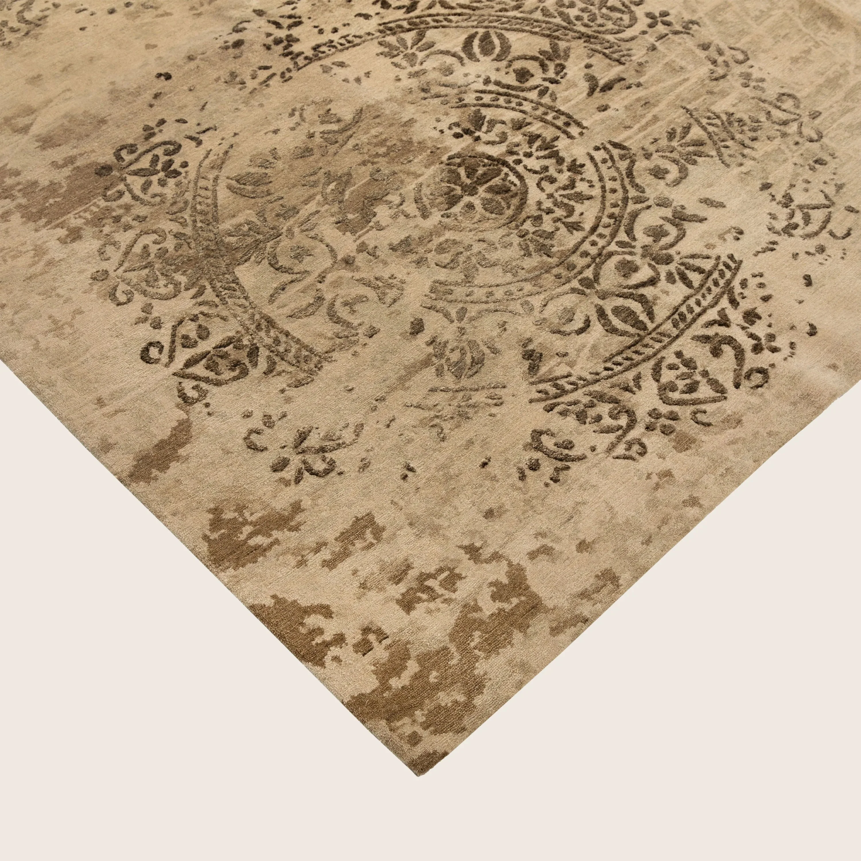 Natural Aurora Contemporary Wool Silk Blend Rug - 9' x 12' - Image 3