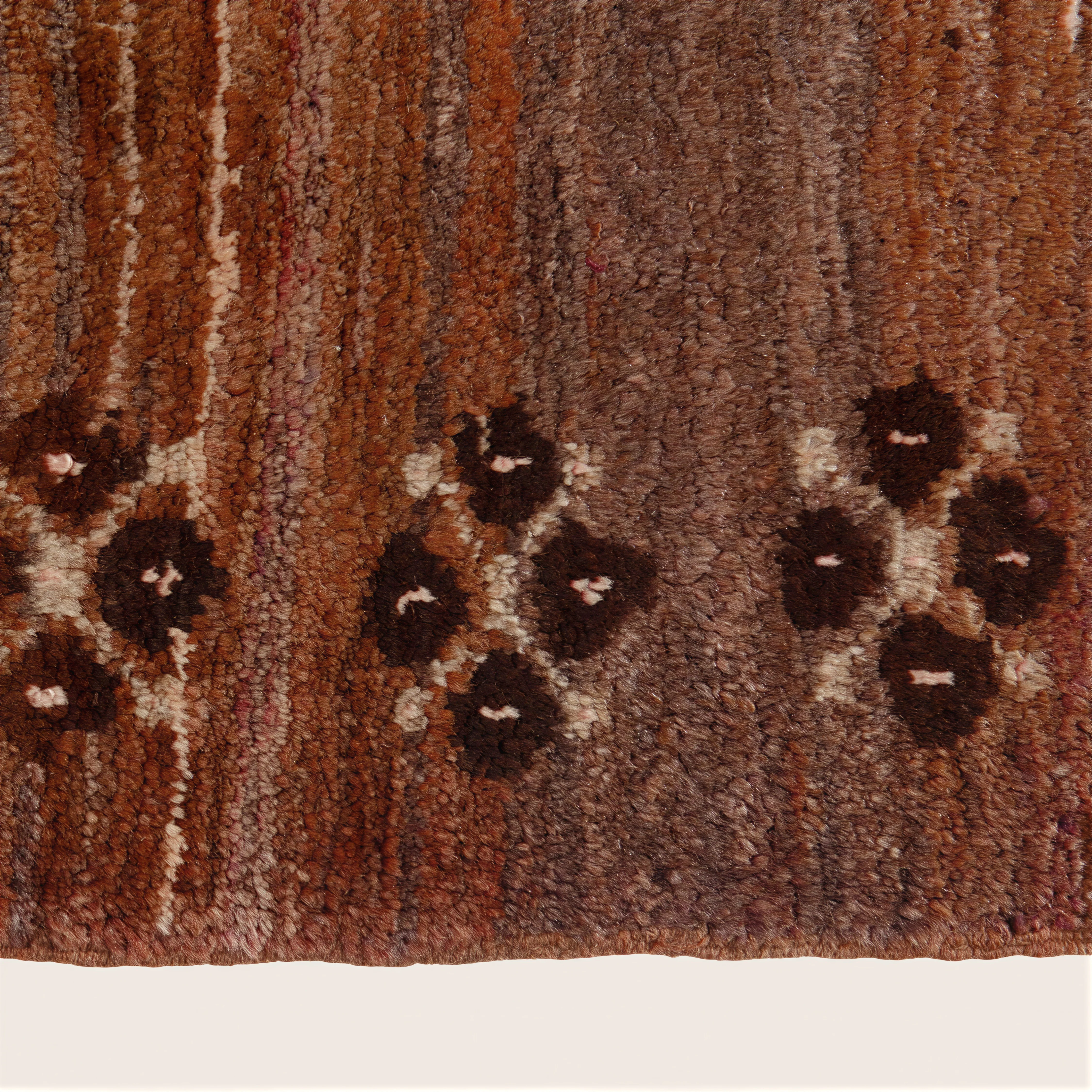 Brown Vintage Traditional Wool Rug - 7'1" x 11'2" - Image 5