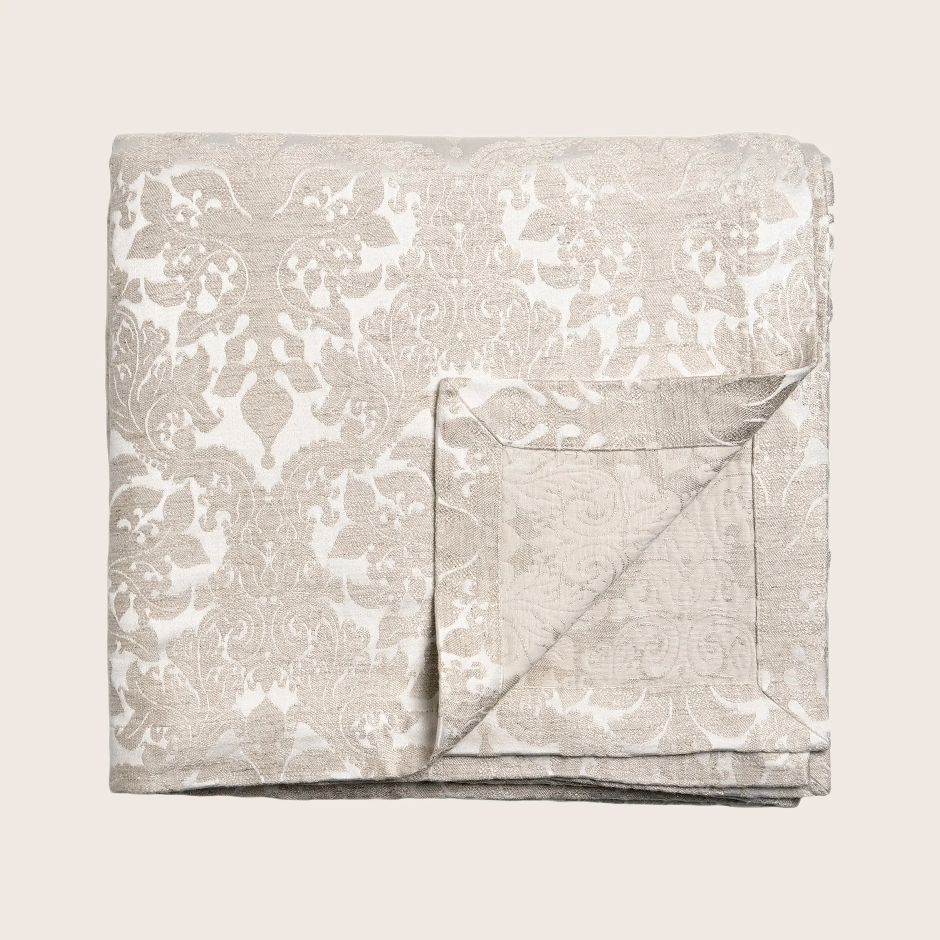 Baroque Coverlet Champagne