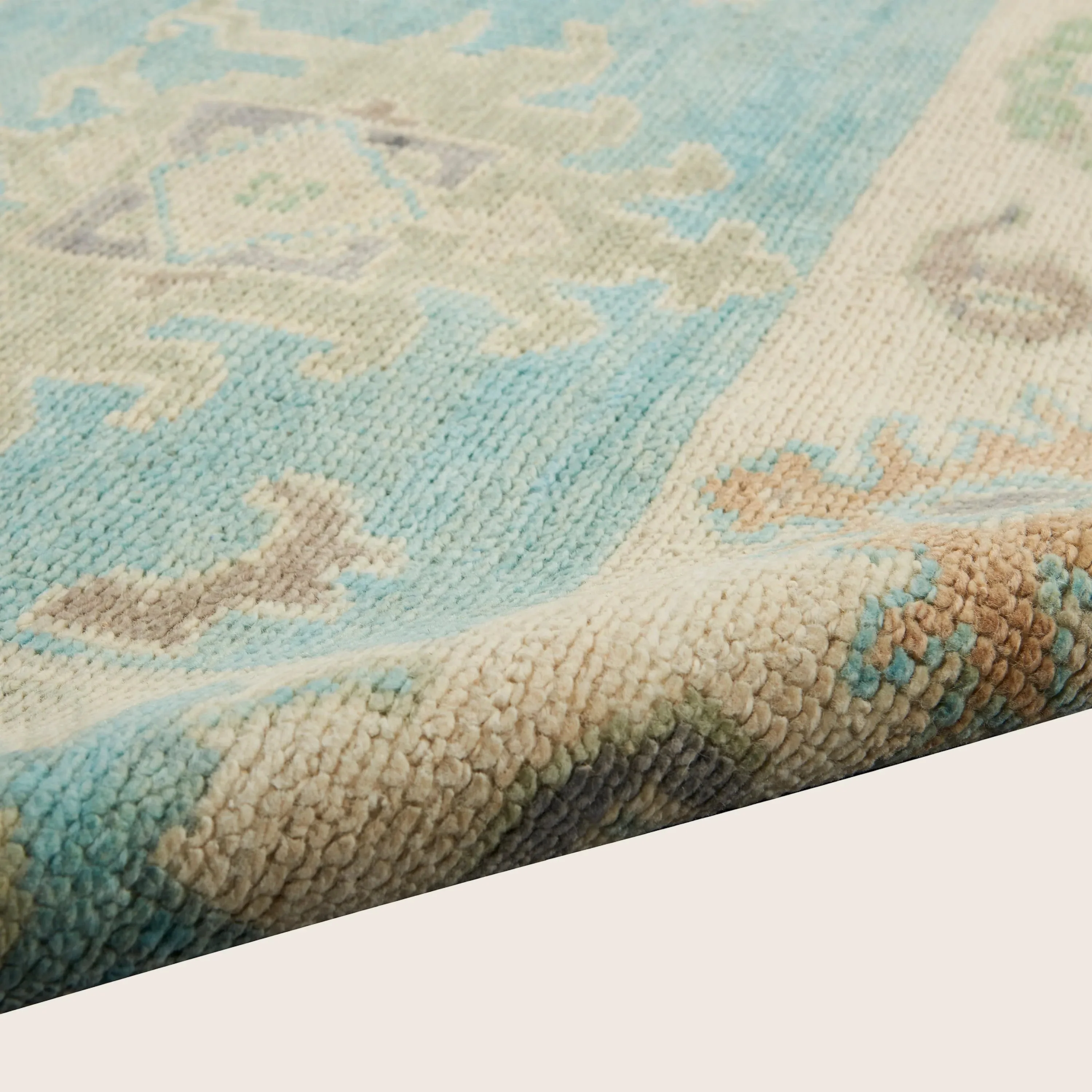 Blue Multi Essentials Traditional Wool Rug - Image 4
