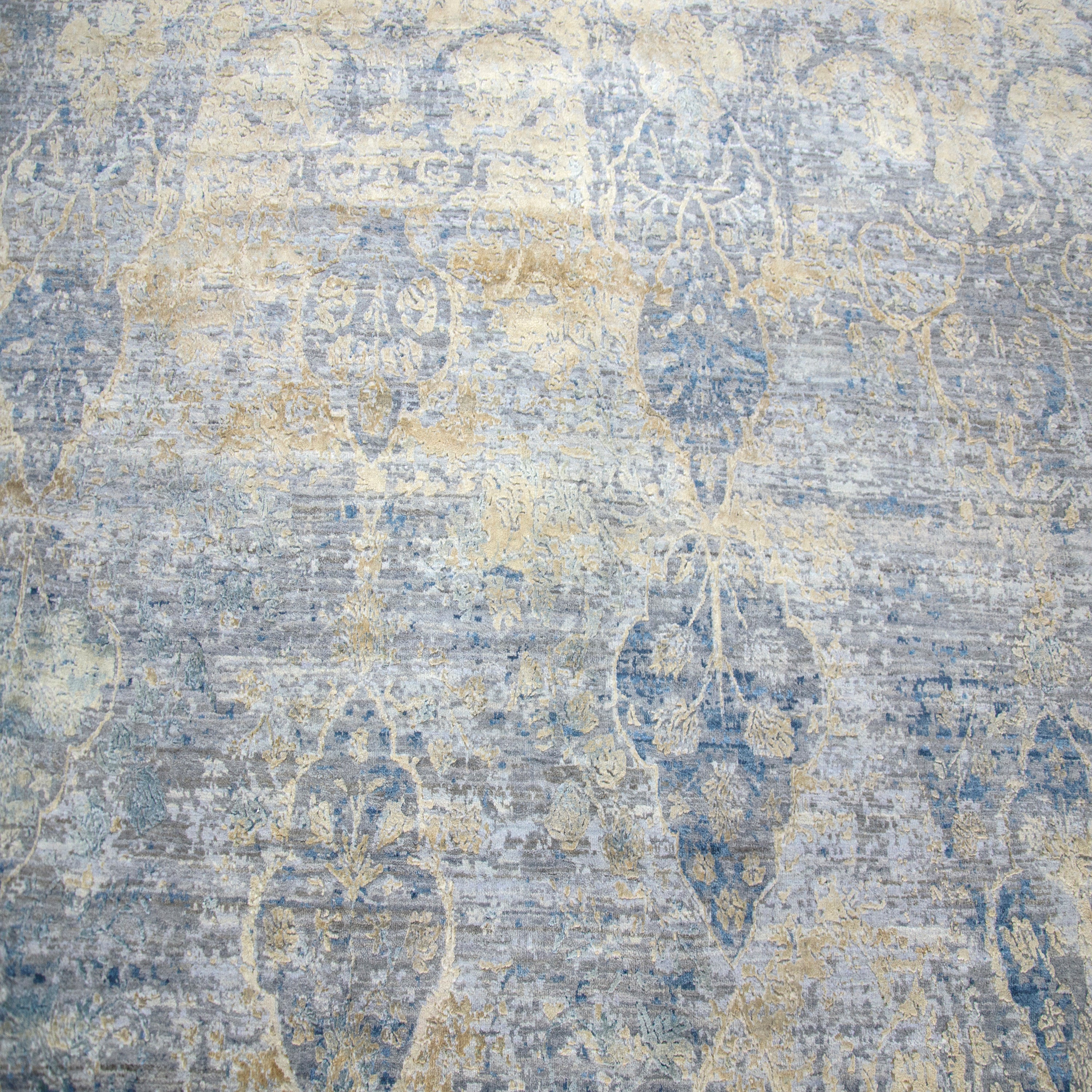 Blue Traditional Silk Wool Blend Rug - 9'1" x 12'1" - Image 2