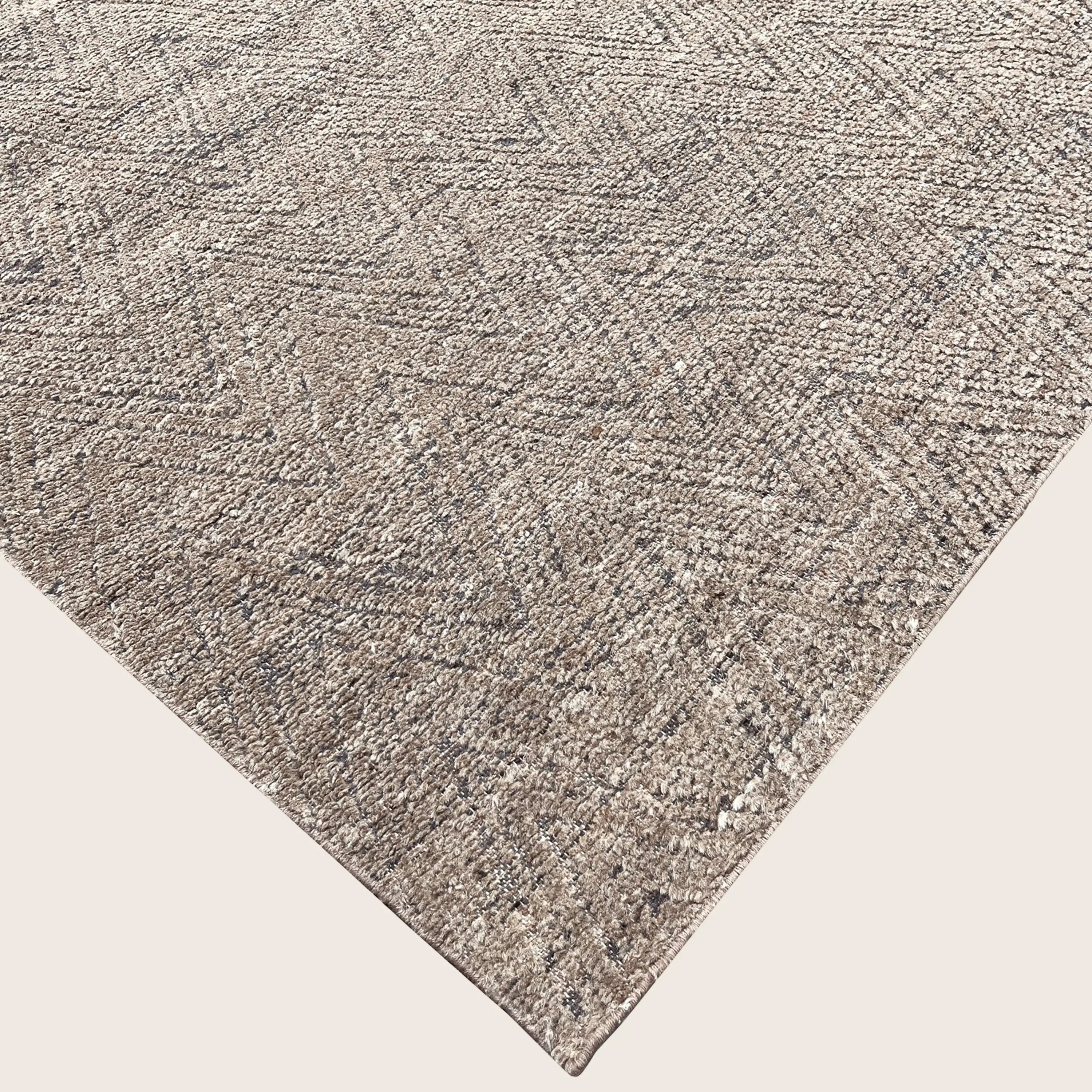Grey Contemporary Wool Rug - 6'3" x 9'1" - Image 3