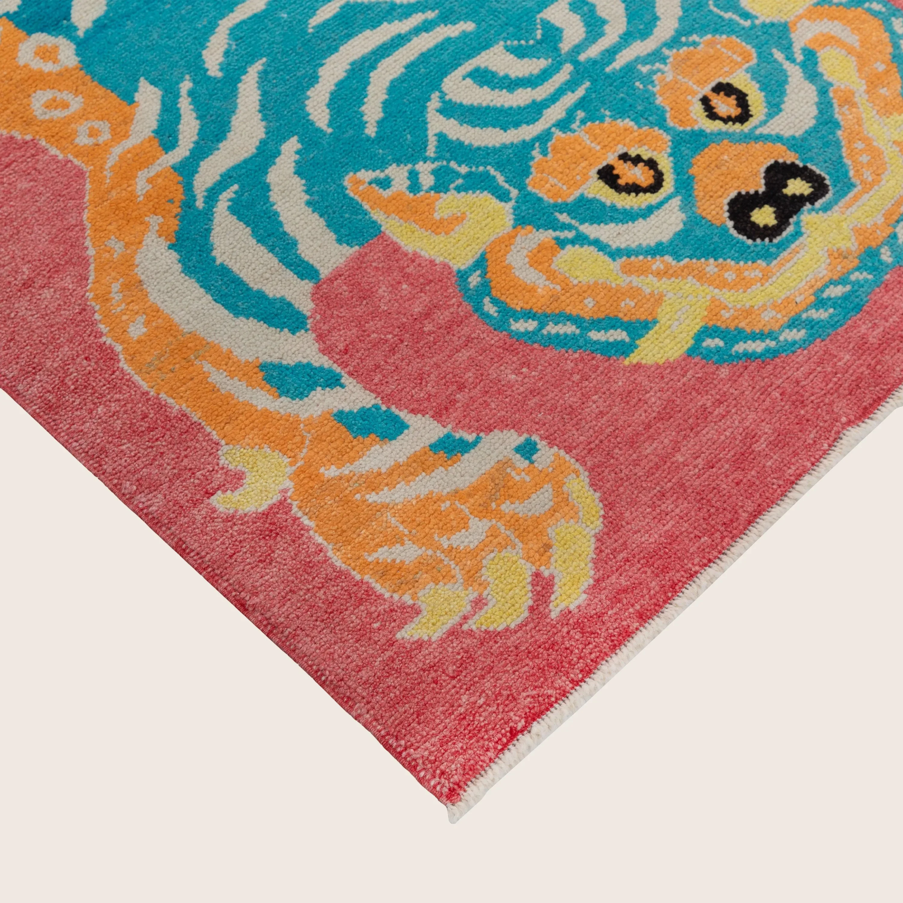 Blue Salmon Contemporary Tiger Wool Rug - 4'8'' x 7'3'' - Image 3