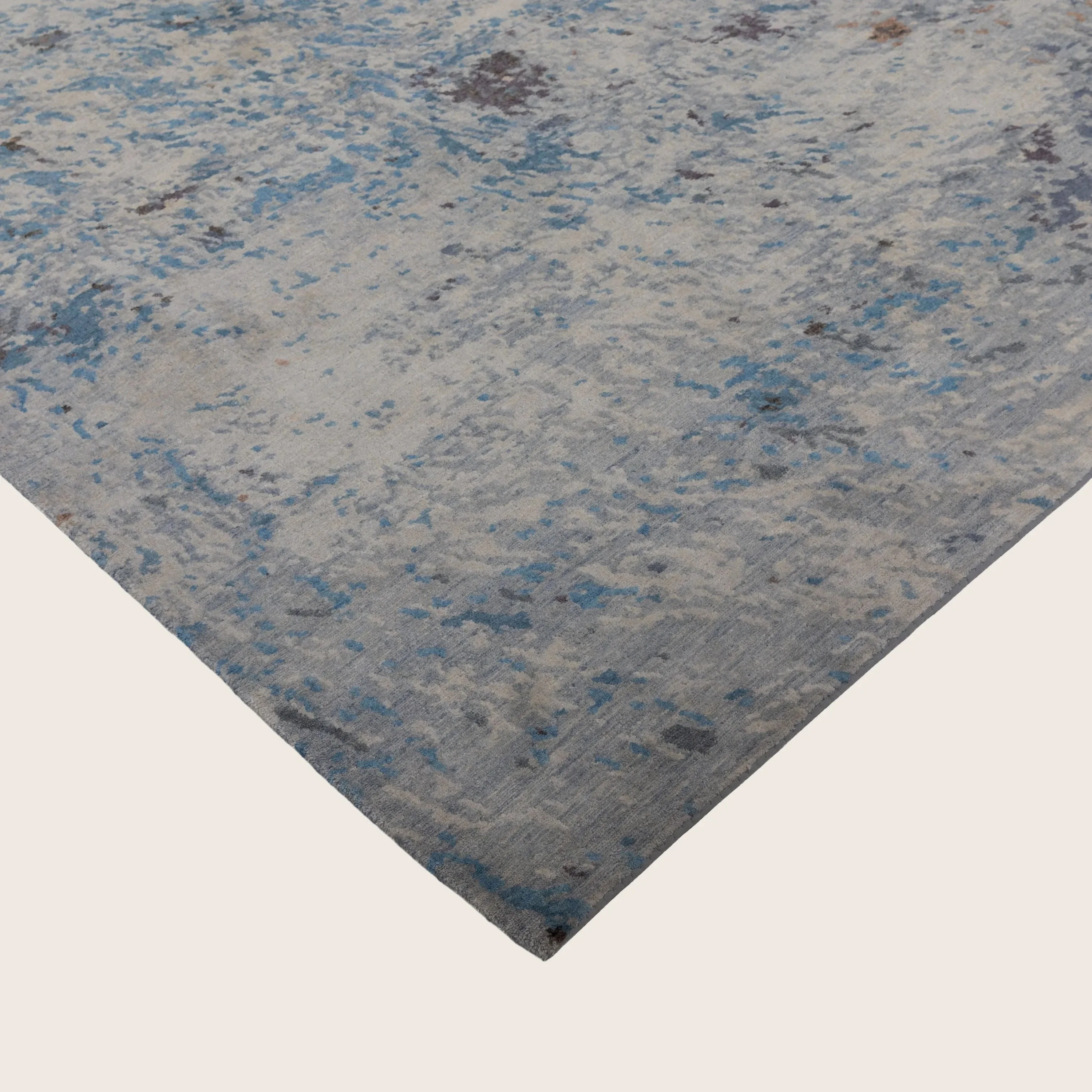 Grey & Blue Aurora Tibetan Contemporary Wool Silk Blend Rug - 9' x 12' - Image 4