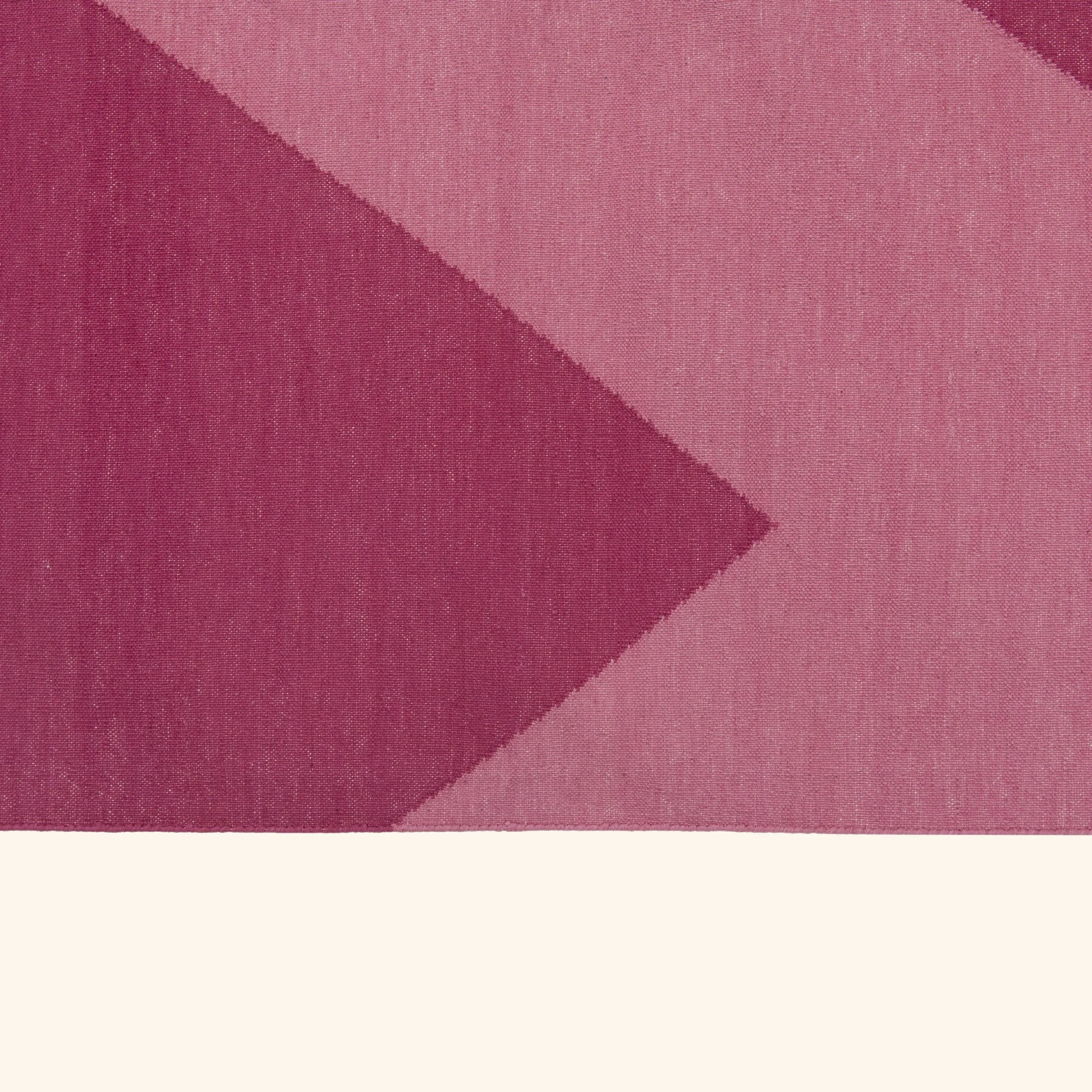 Pink Chevron Dhurrie Cotton Rug - 10' x 14'12 - Image 7