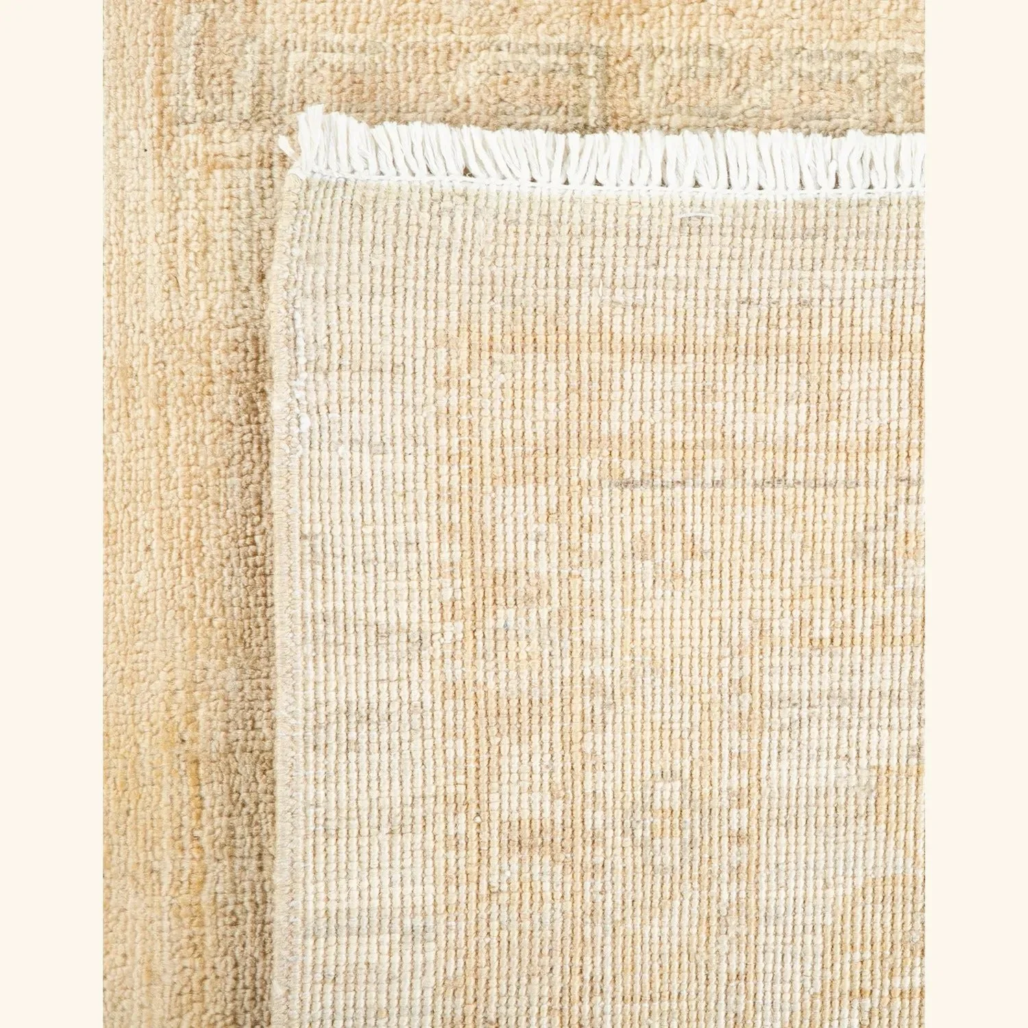 Beige Traditional Wool Rug - 8'2" x 9'10" - Image 5