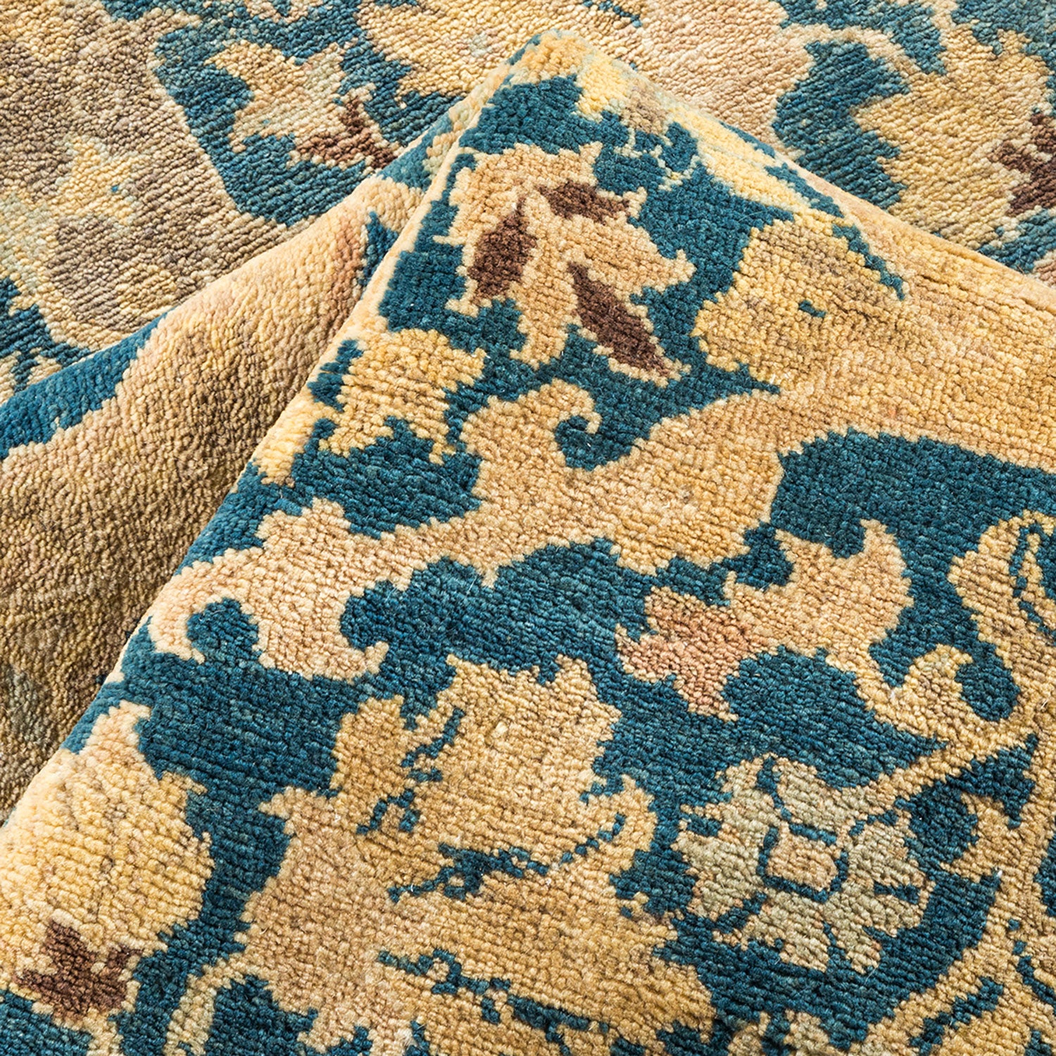 Blue Traditional Wool Rug - 6'3" x 9' - Image 8
