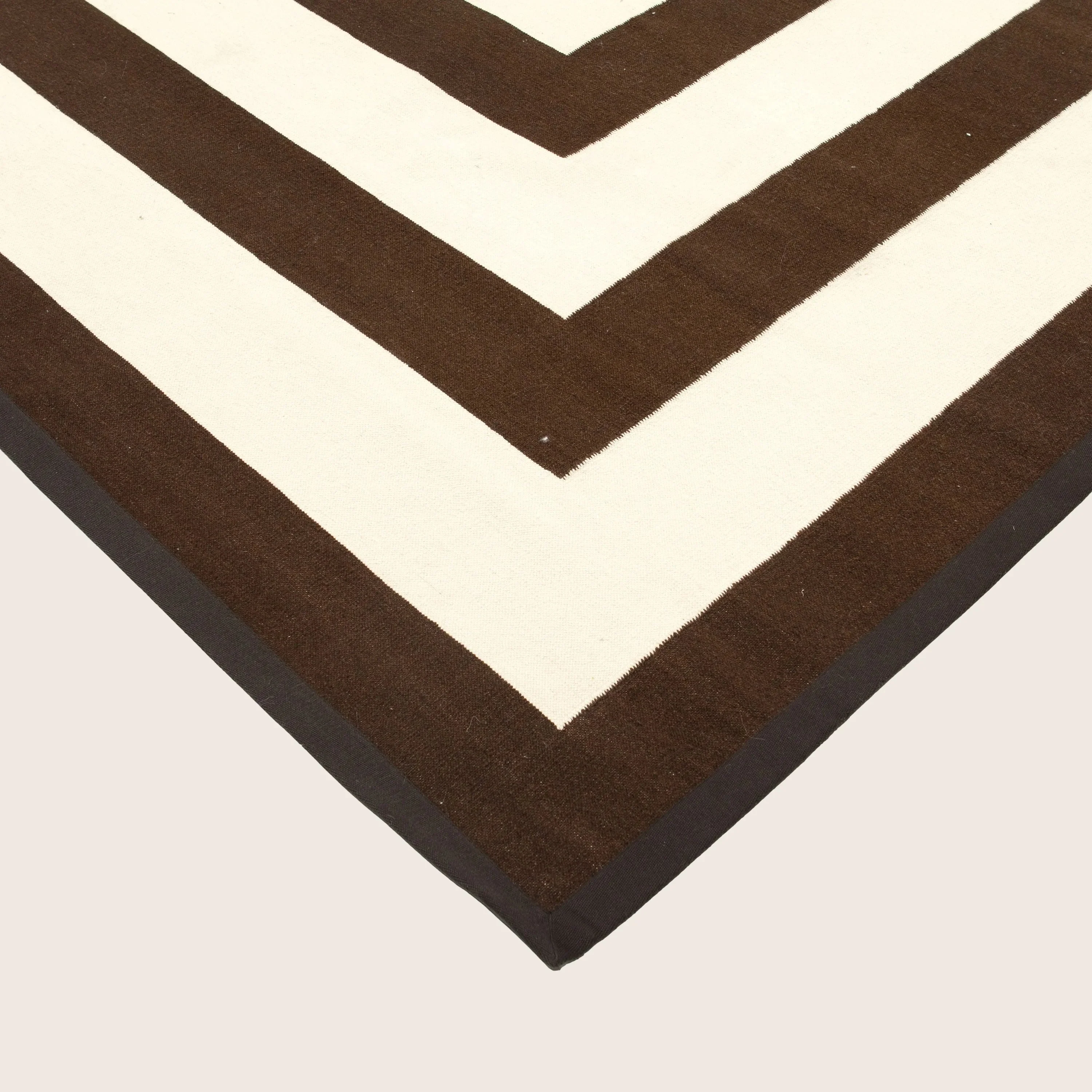 Brown & Ivory Flatweave Wool Rug - 10'3" X 15'9" - Image 3
