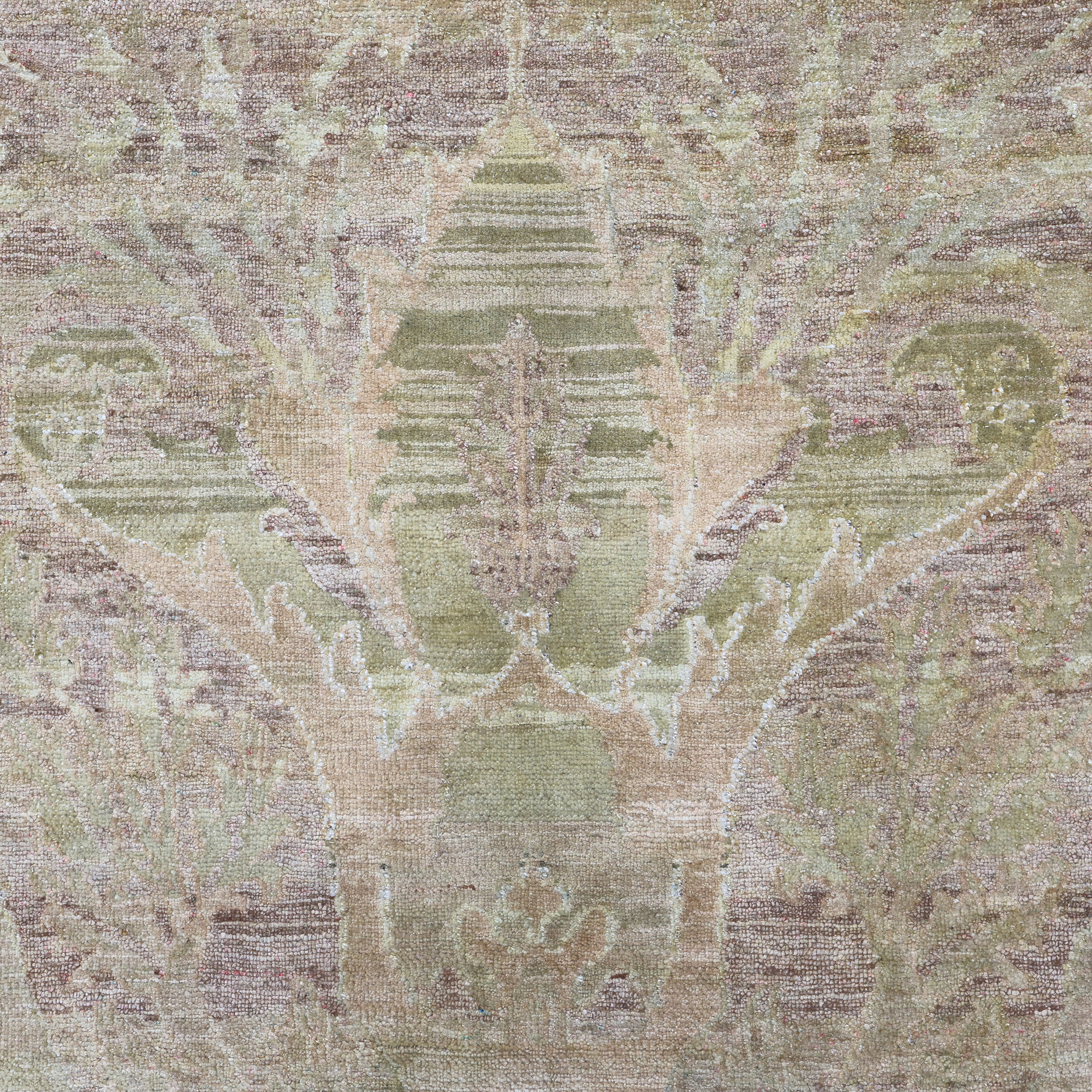 Gold Alchemy Traditional Silk Wool Blend Rug - 9'0" x 11'11" - Image 4