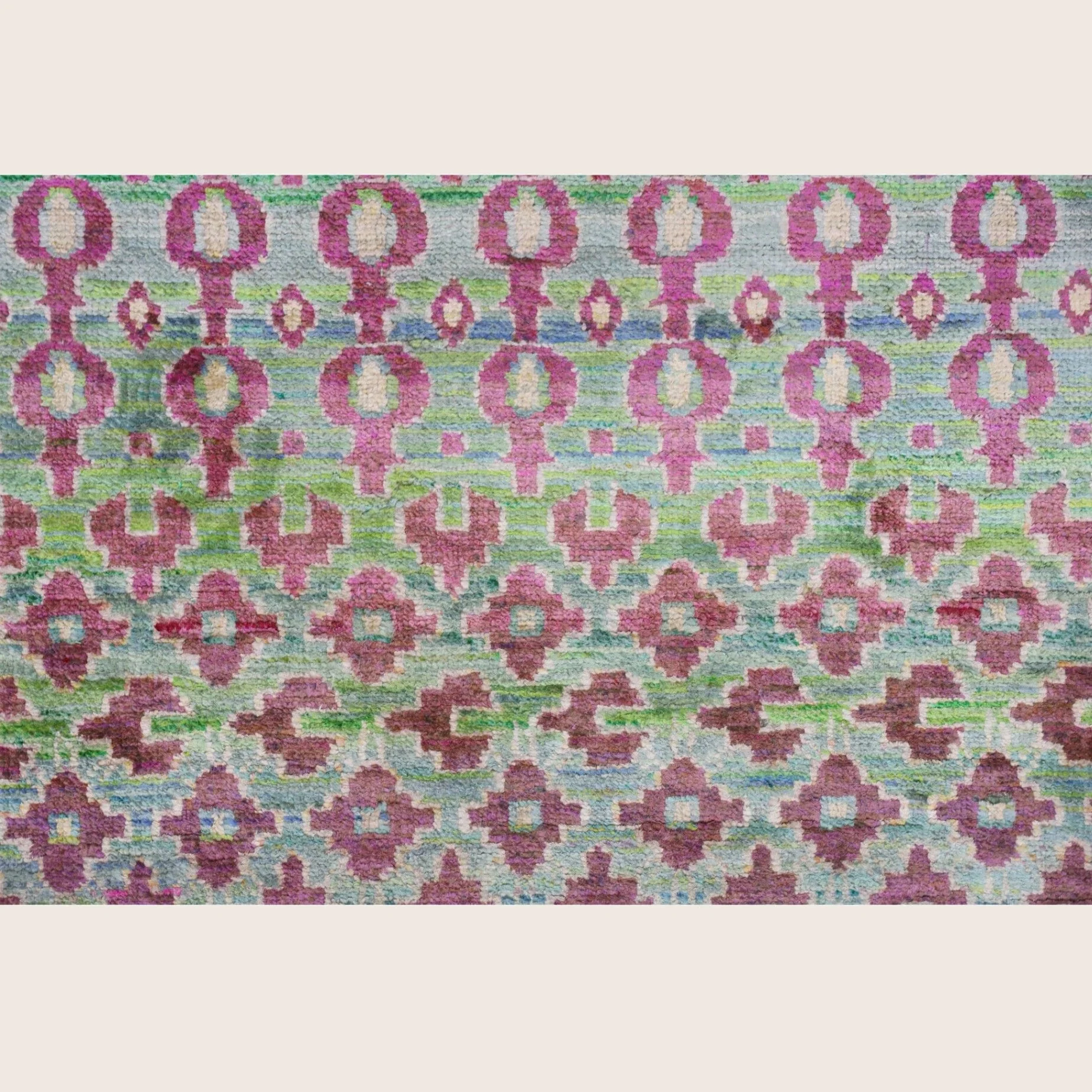 Green Aura Transitional Saree Silk Rug - Image 2