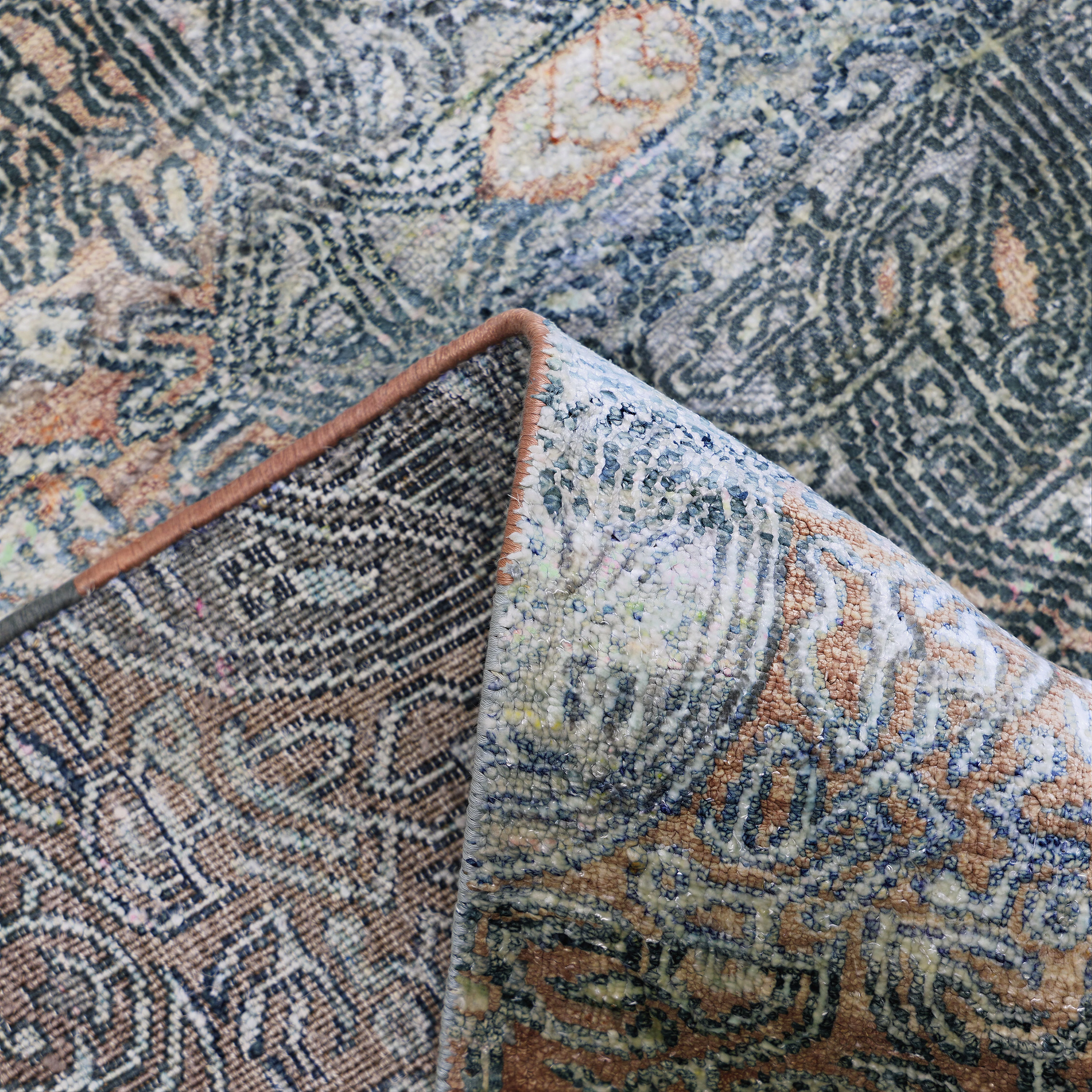 Grey Alchemy Traditional Silk Rug - 3'10" x 5'9" - Image 8