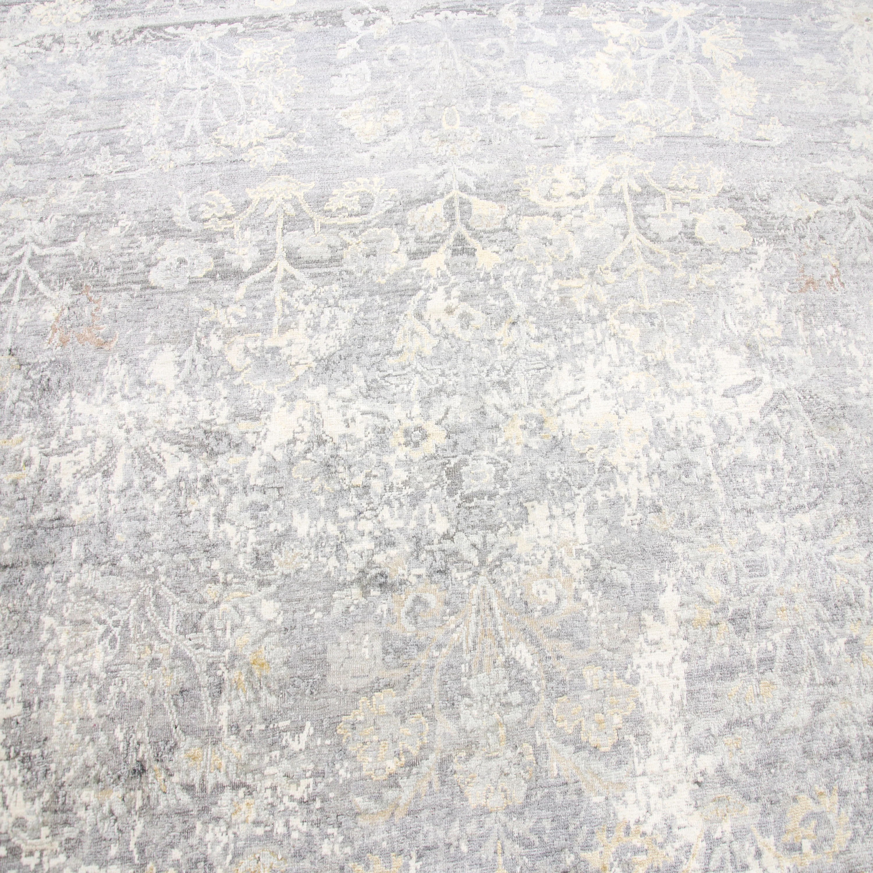 Grey Traditional Silk Rug - 9' x 12'1" - Image 2