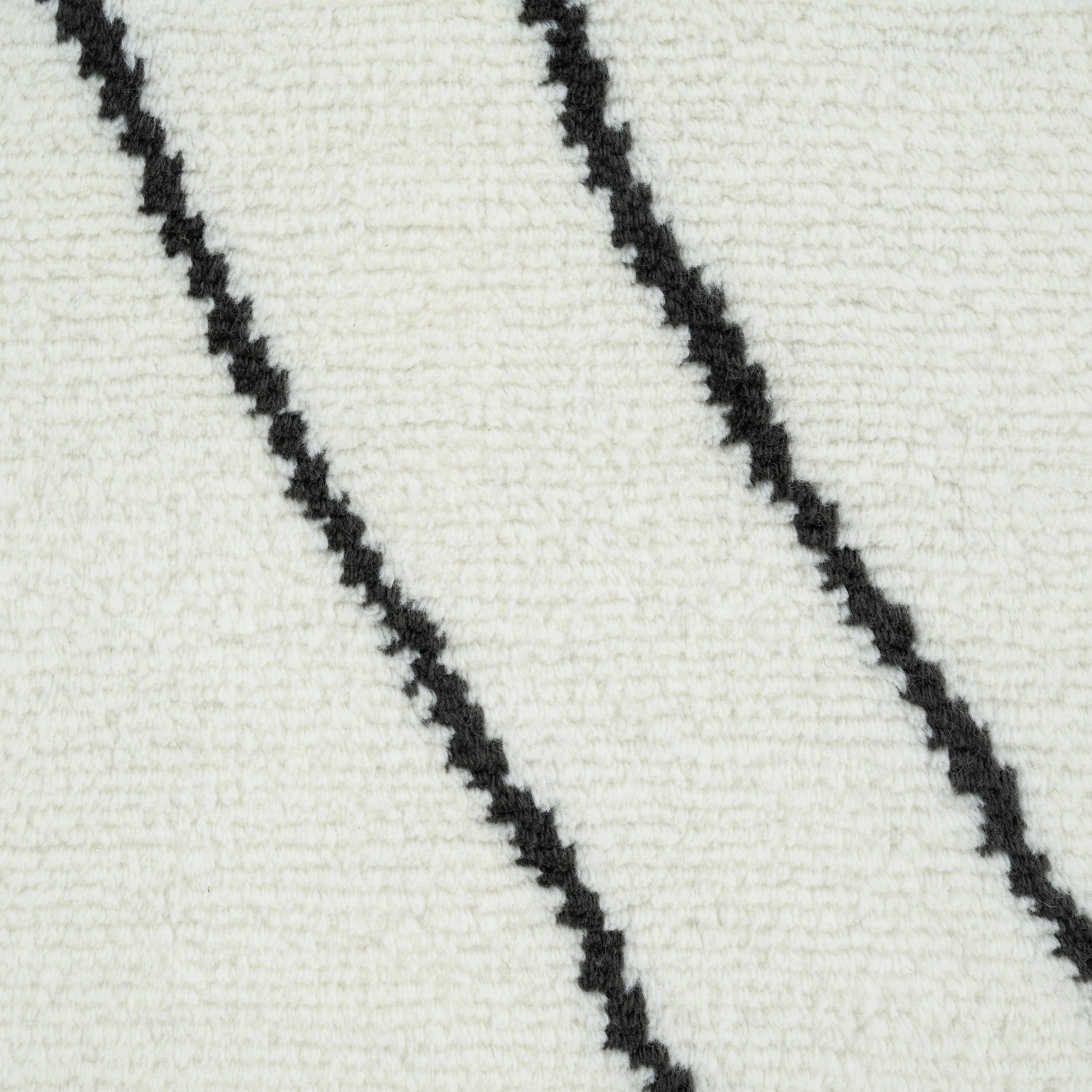 Cream Moroccan Wool Rug - 8' x 10' - Image 5
