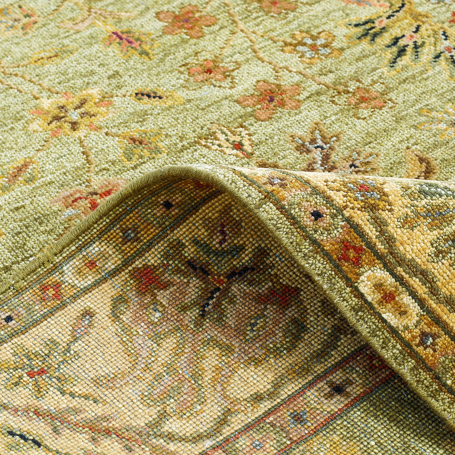 Green Traditional Wool Rug - 5' x 8' - Image 4