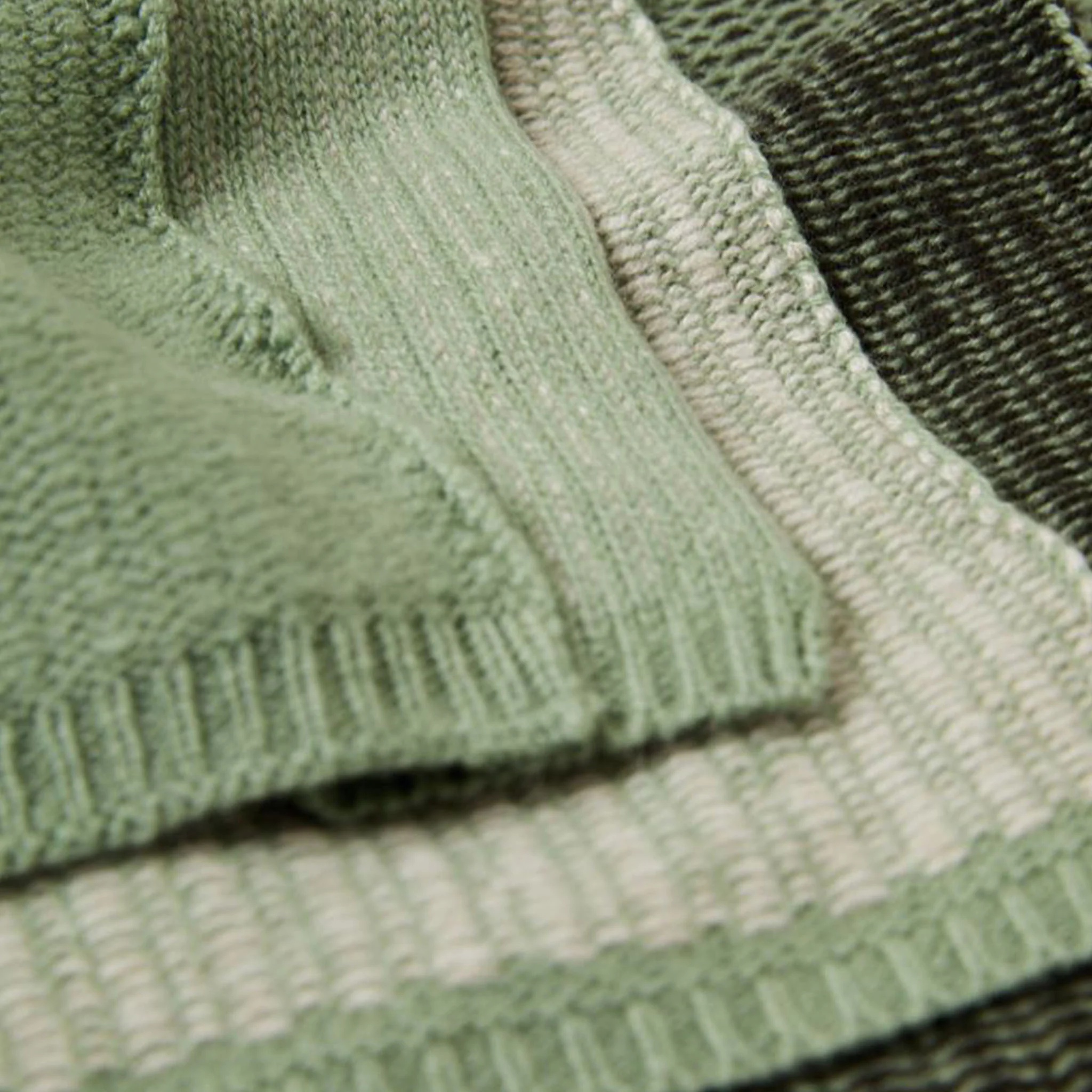 Hesta Throw - Image 9