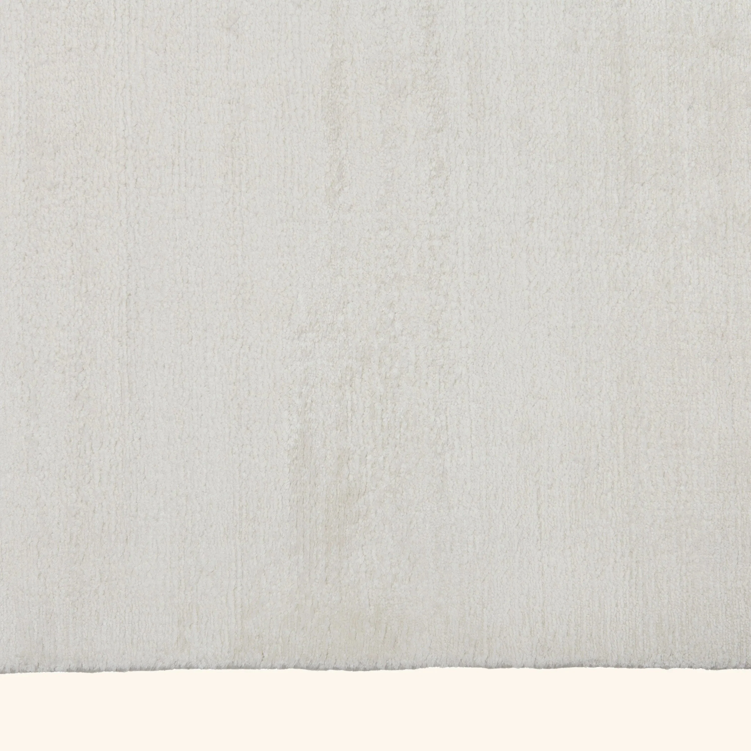 White Solid Indo Loop Cut Plain Rug - 8'1" x 10'2" - Image 5