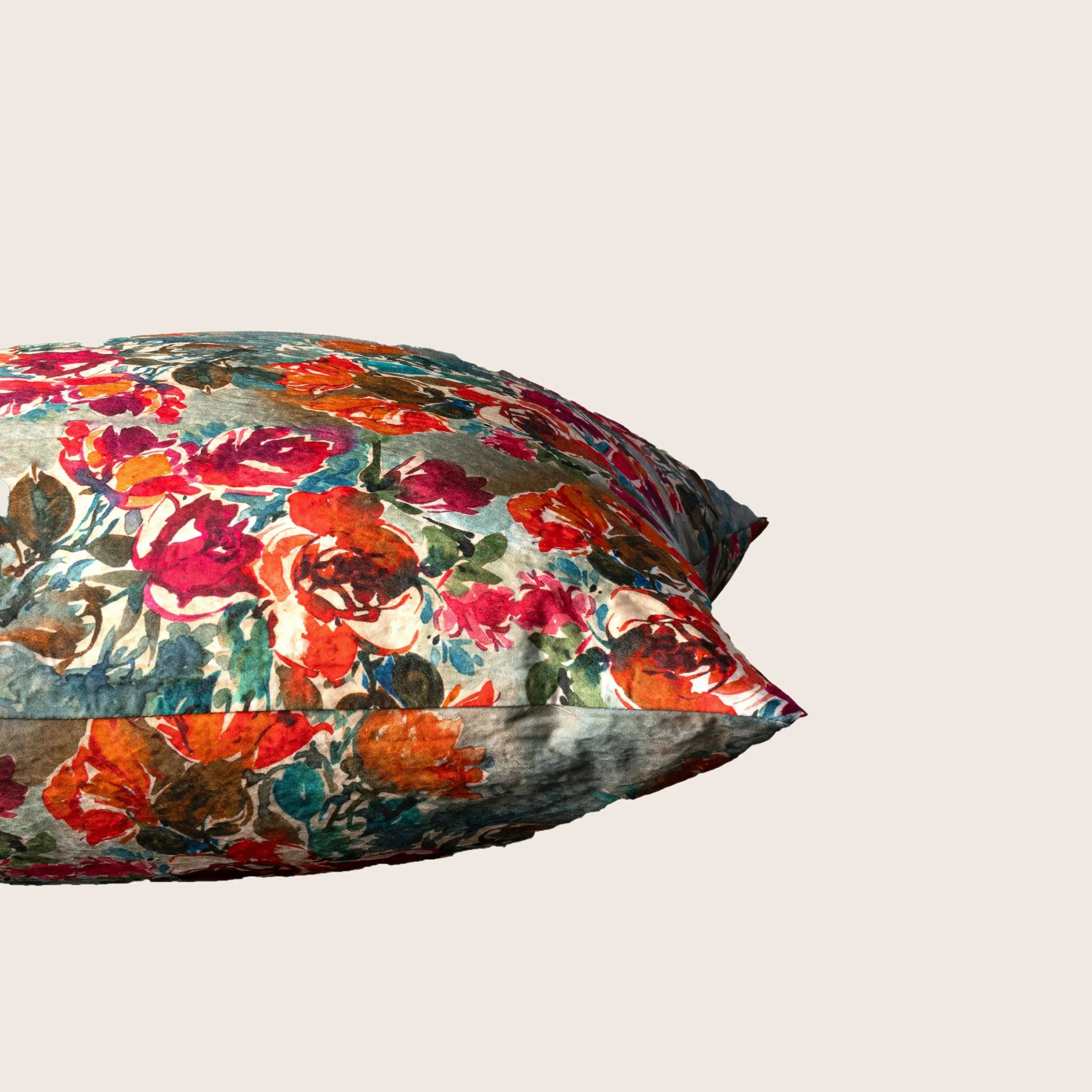 Inisio Pillow - Image 11