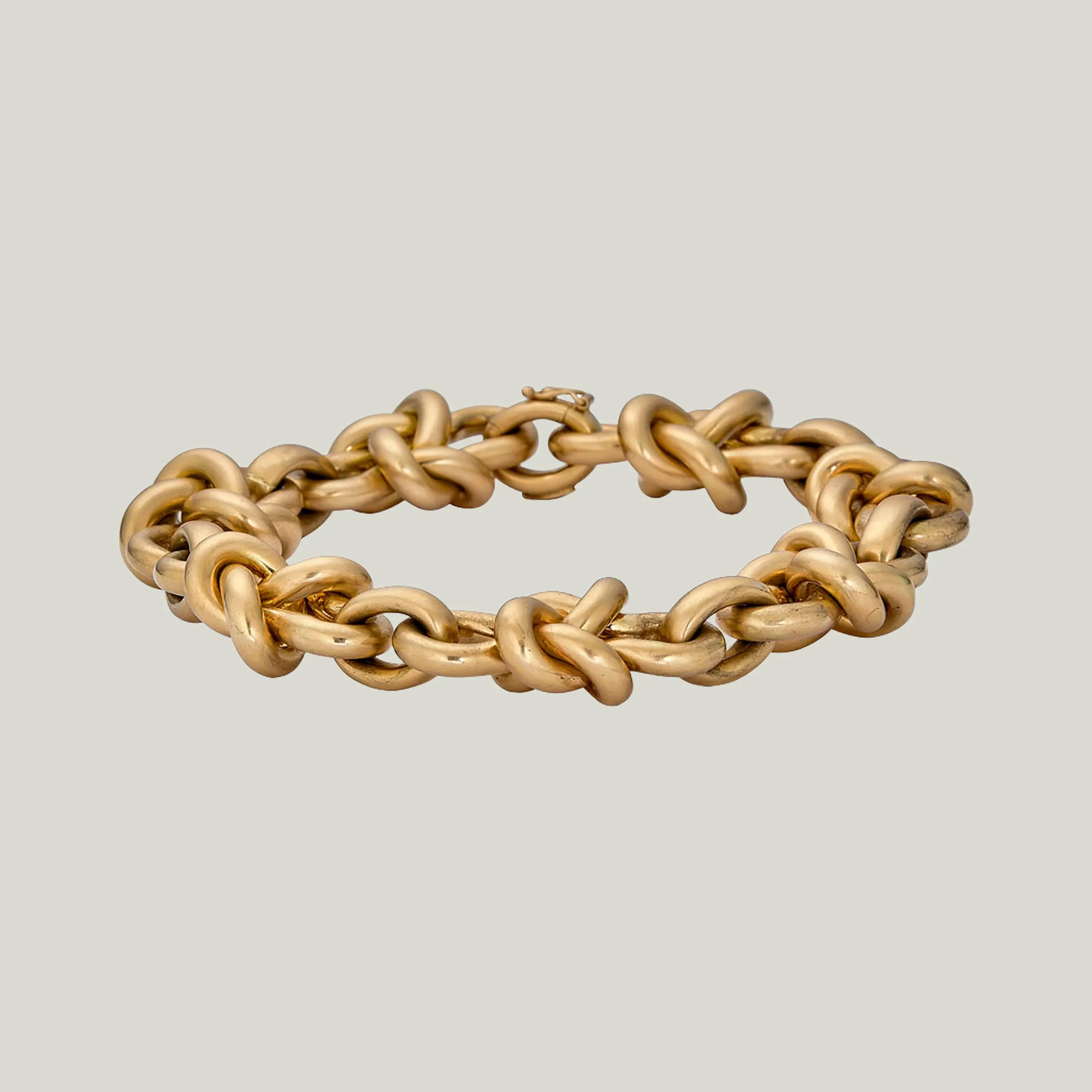 Italian Vintage 18K Yellow Gold Chunky Knot Motif Necklace and Bracelet