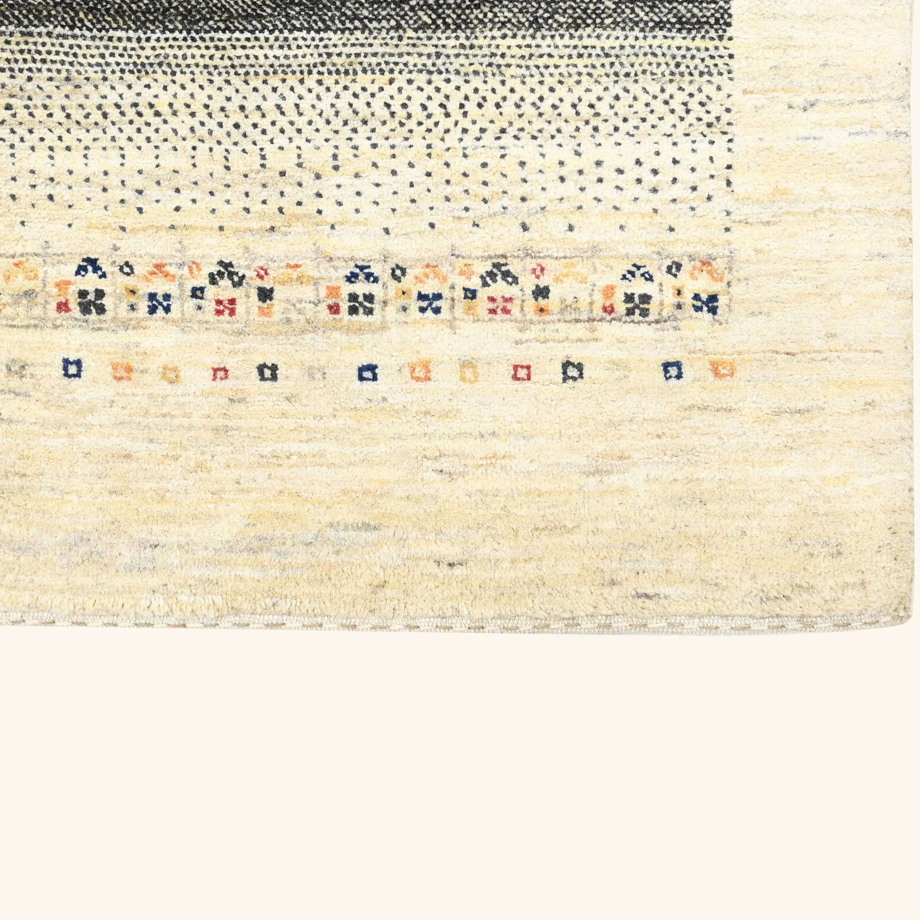 Ivory & Black Traditional Gabbeh Wool Rug - 4'8" x 6'9" - Image 2