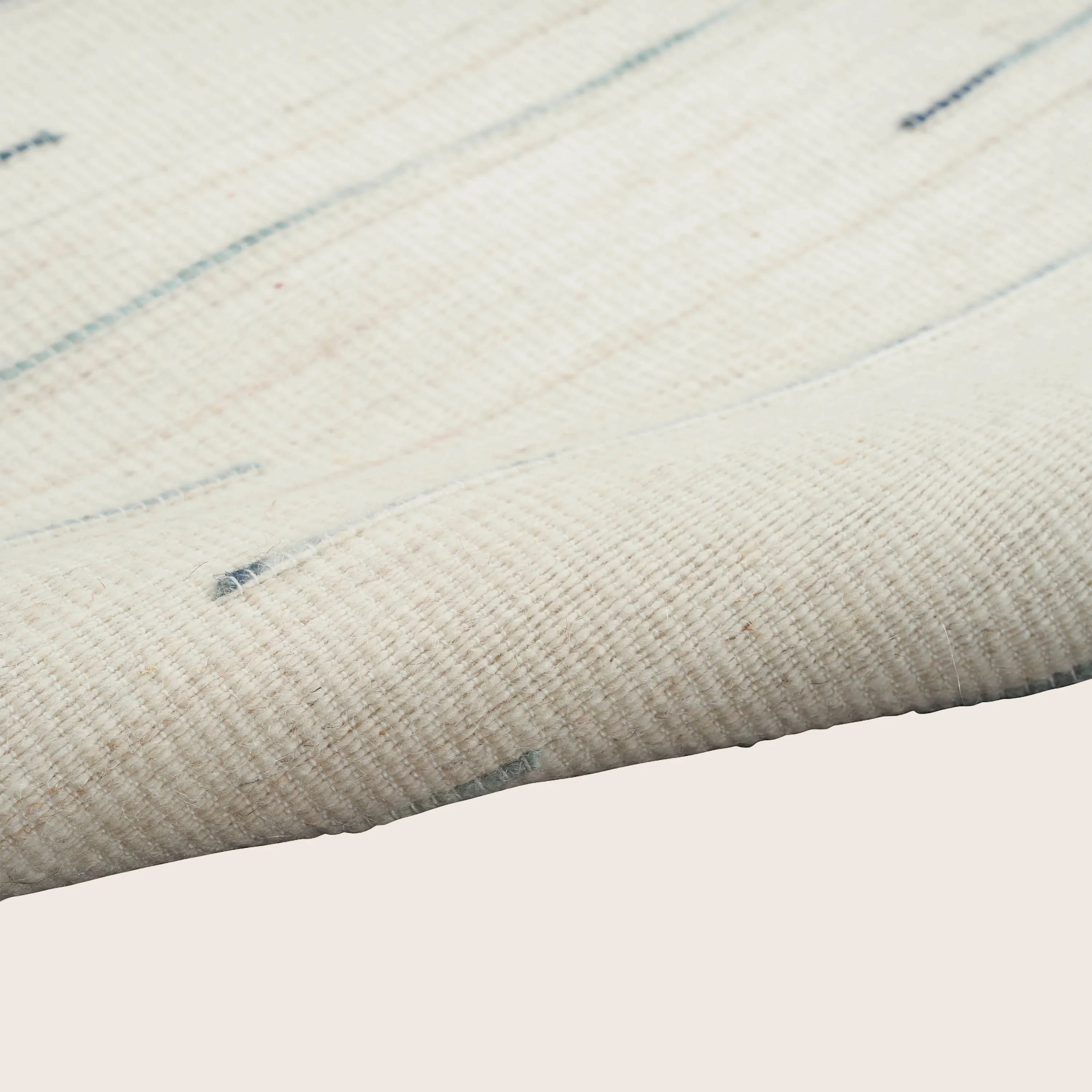 Ivory Kavya Flatweave Kilim Rug - Image 5
