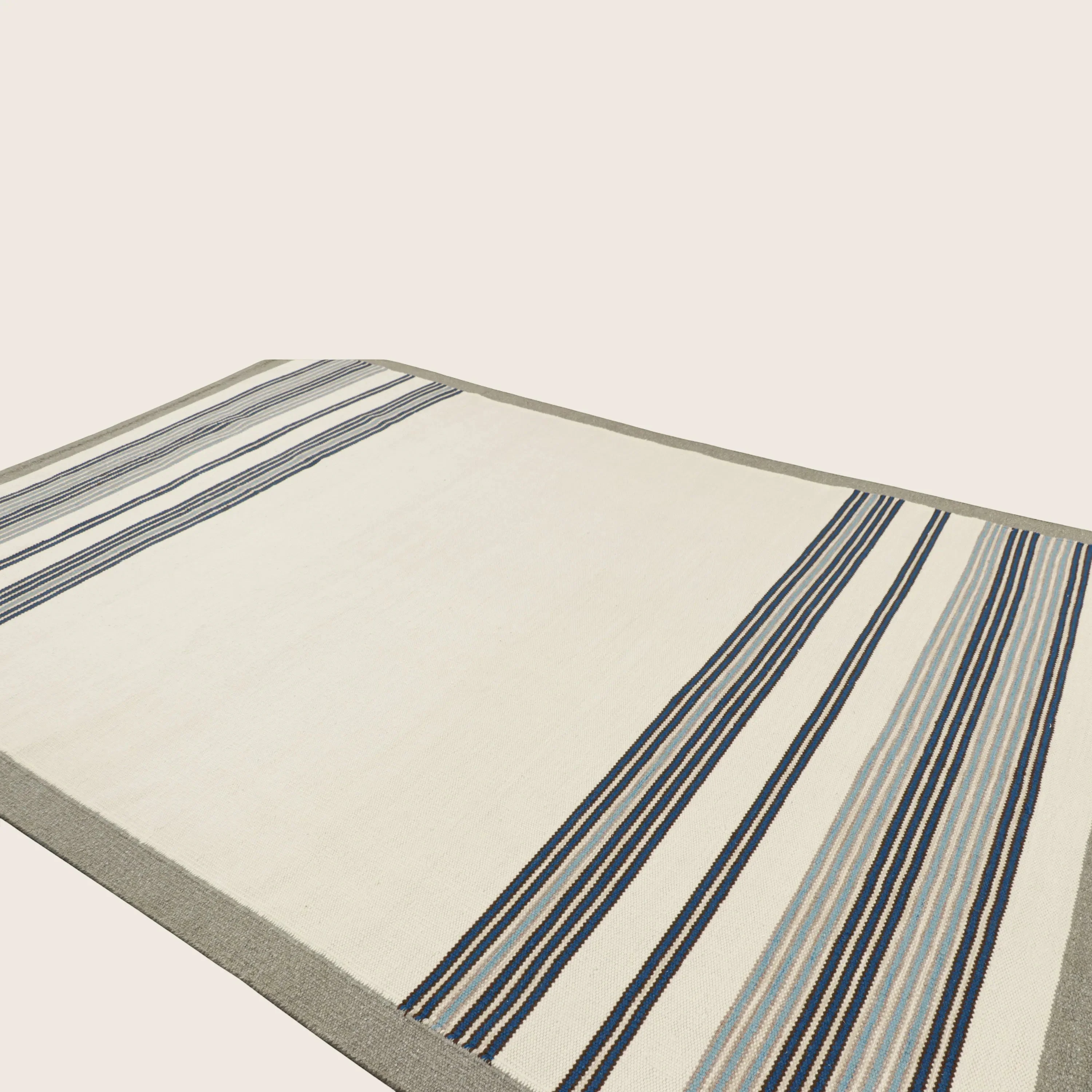 Ivory Swedish Inspired Flatweave Wool Rug - 9'10" x 13'10" - Image 5