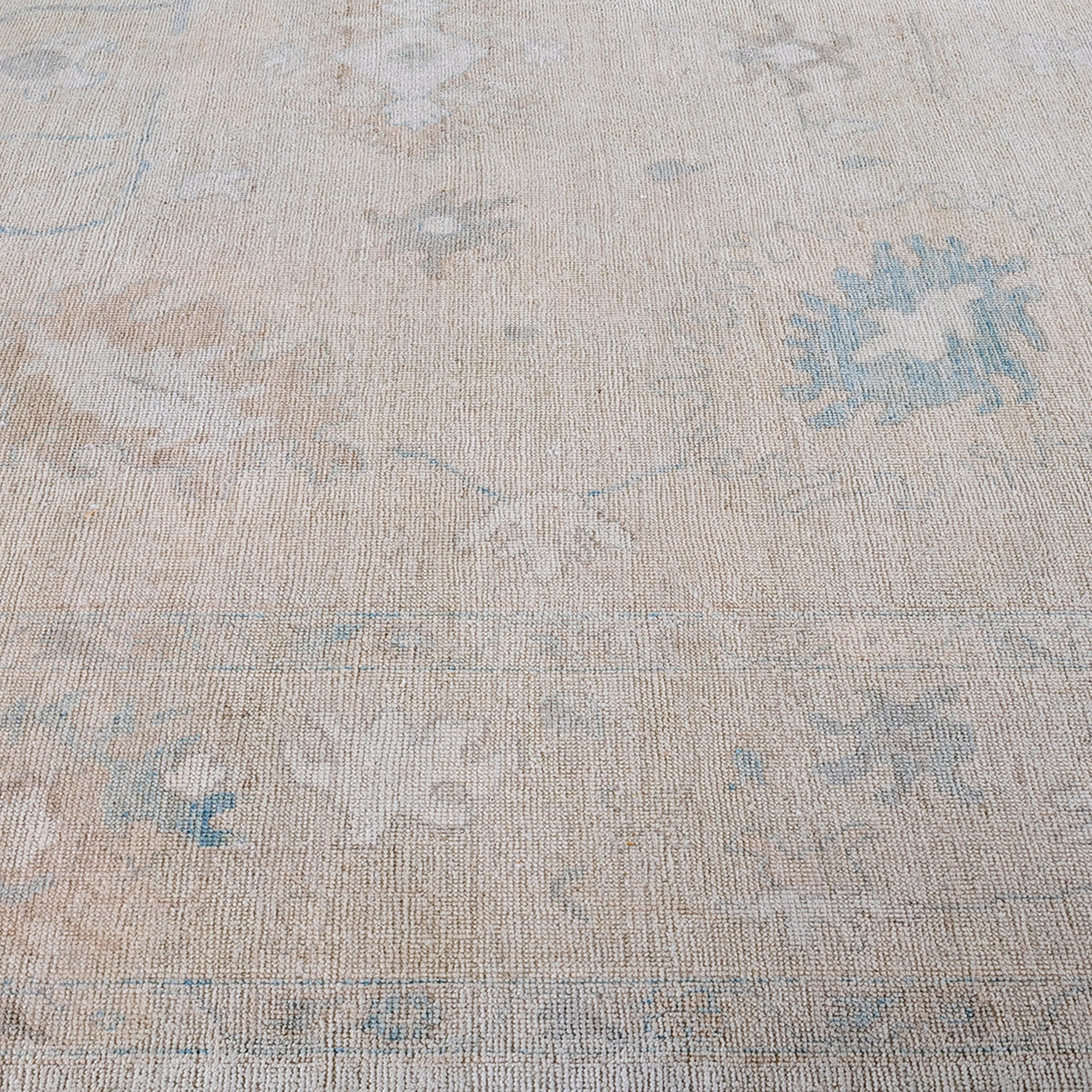 Ivory Traditional Oushak Wool Rug - 8'9" x 11'7" - Image 4
