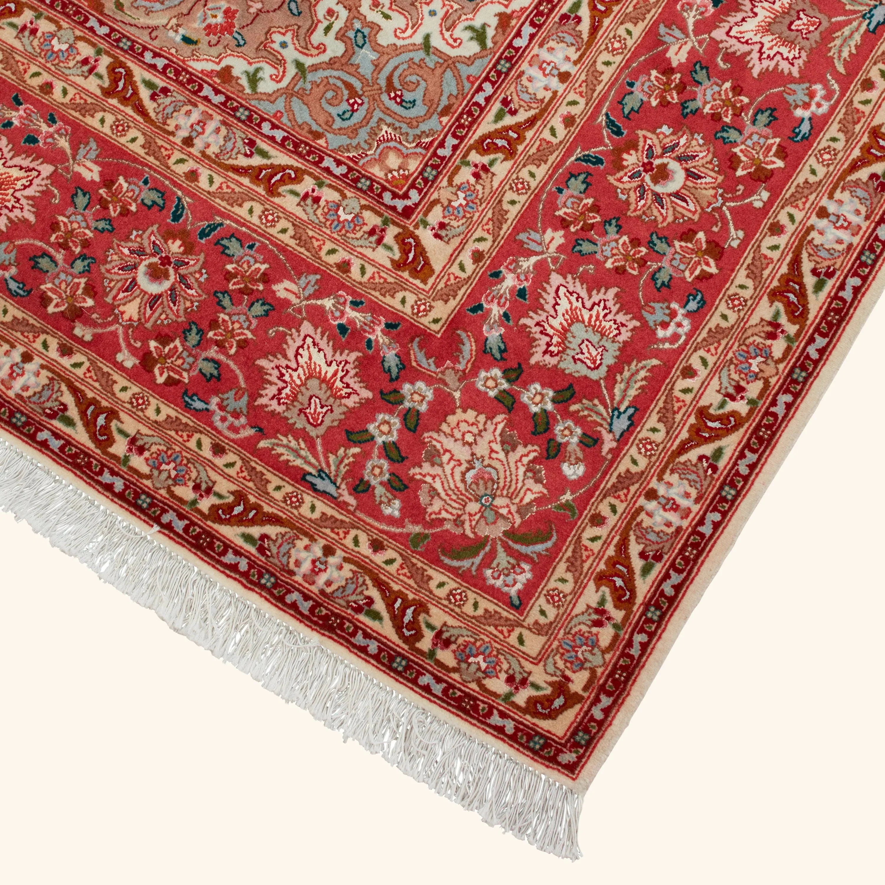 Ivory Traditional Persian Tabriz Wool Rug - 6'6" x 9'8" - Image 3