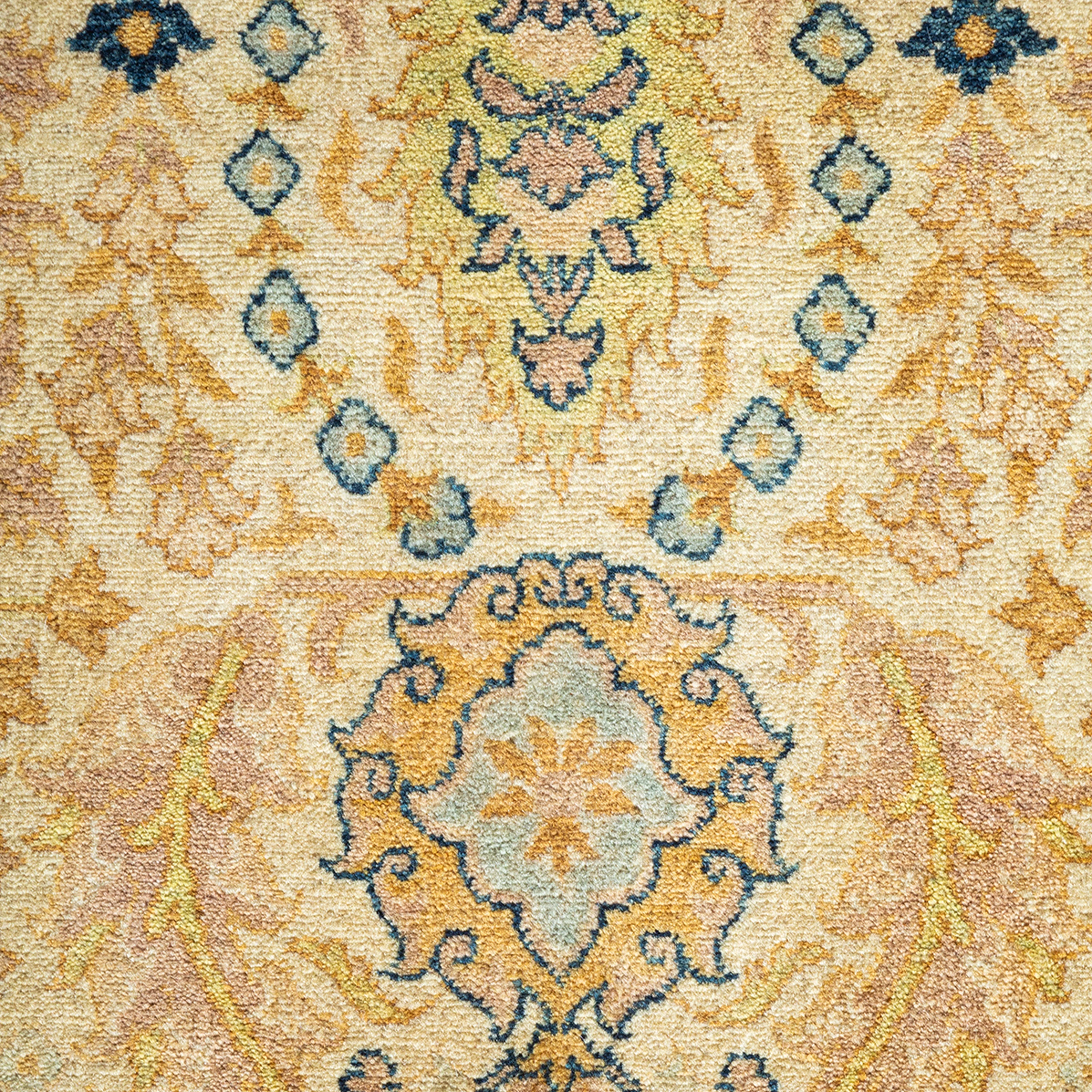 Ivory Traditional Wool Rug - 9'2" x 12'1" - Image 8