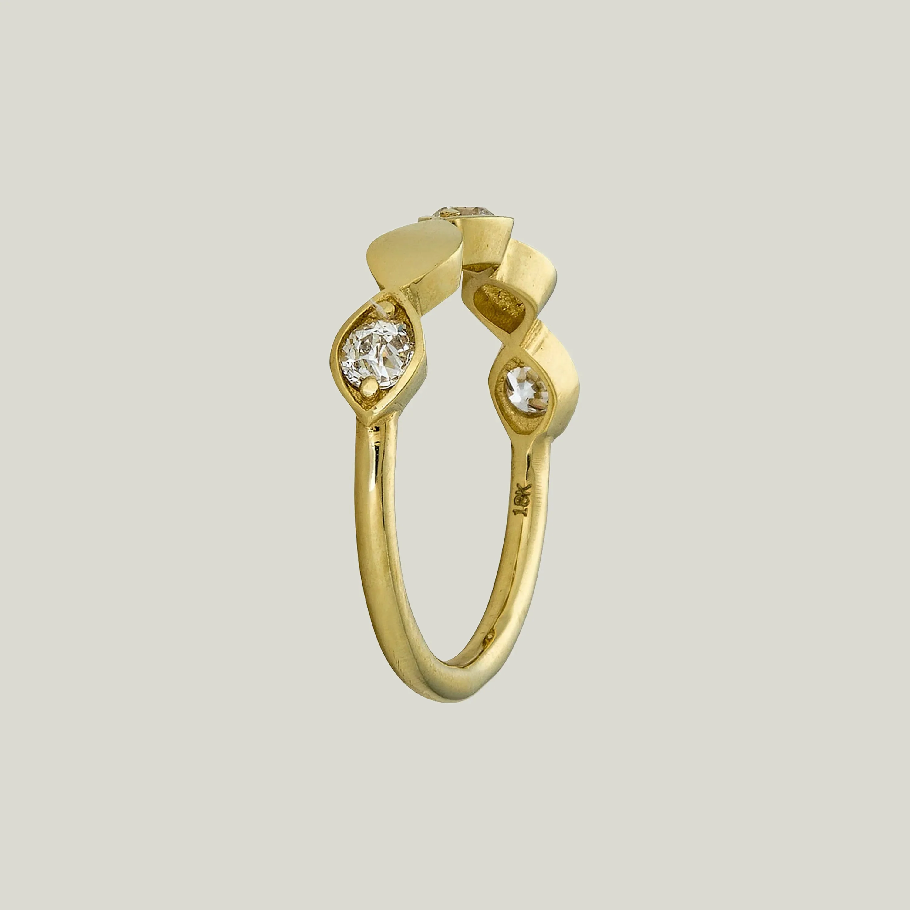 Contemporary 18k Yellow Gold Diamond Navette Ring - Image 2