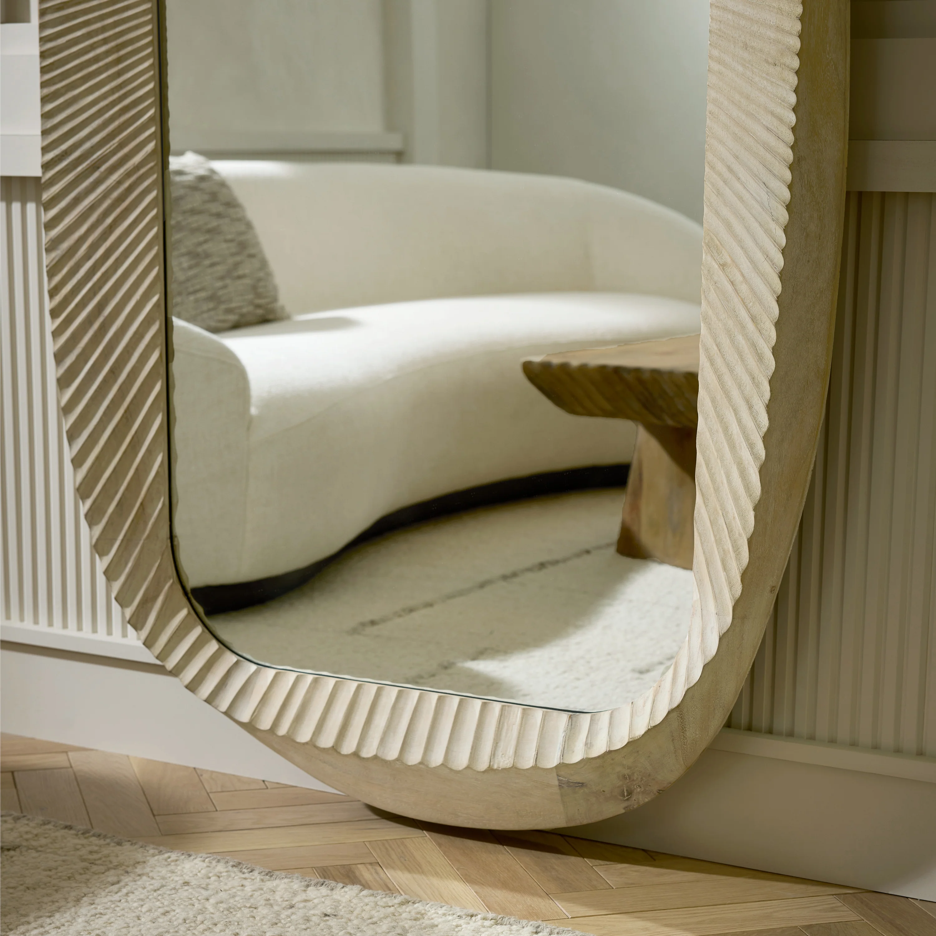 Juni Floor Mirror - Image 4
