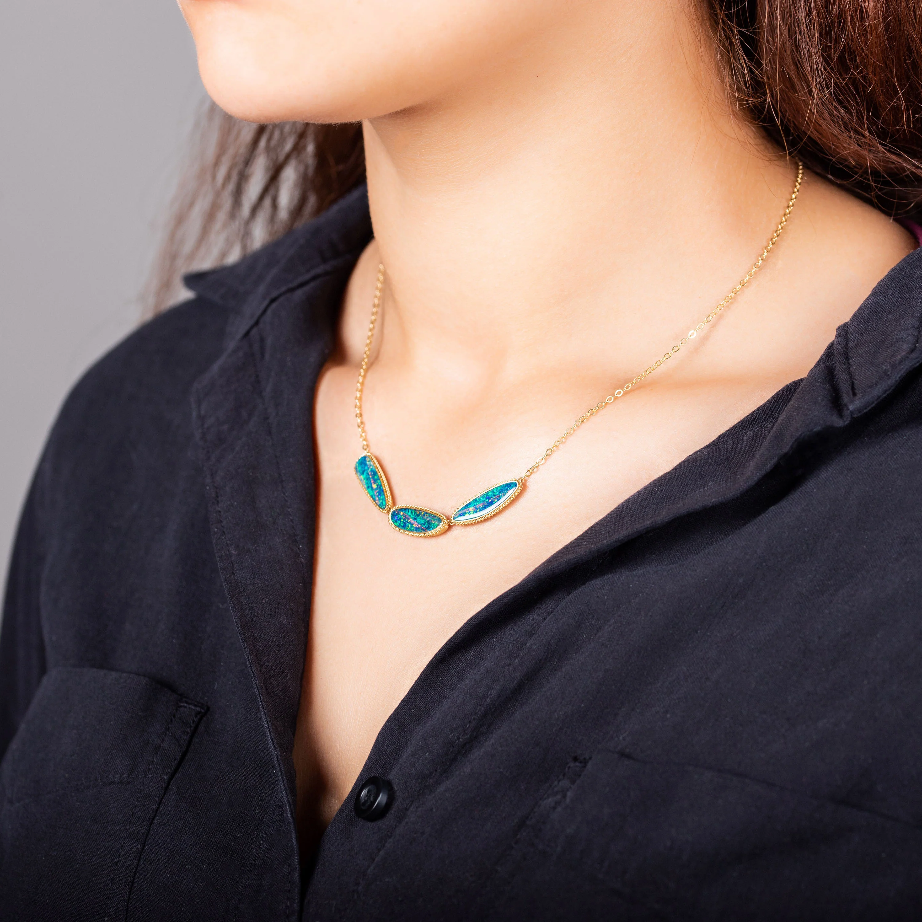 Large Australian Opal Doublet 18k One-of-a-Kind Necklace - Image 4