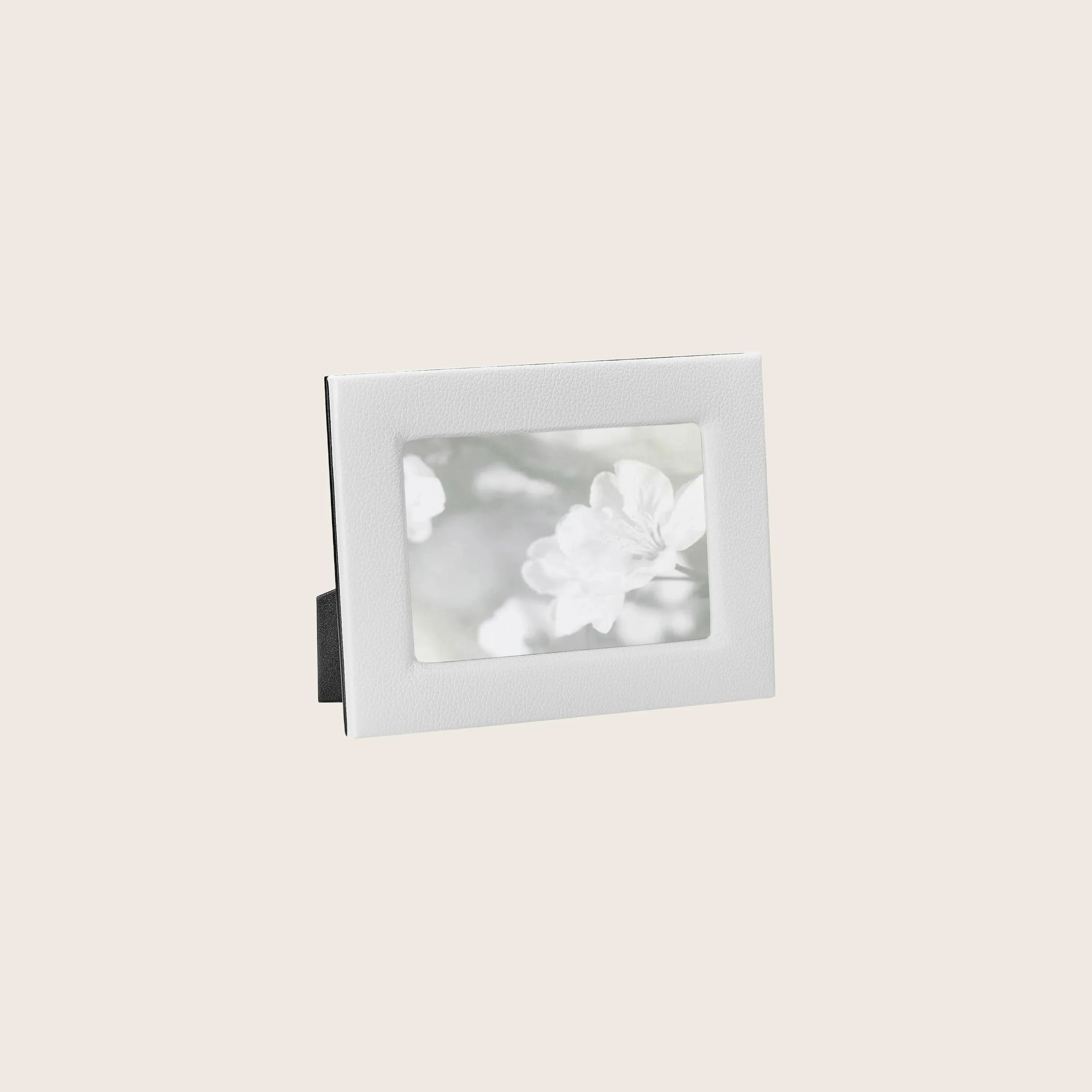 5" x 7" Photo Frame, Pebble Grain Leather - Image 16