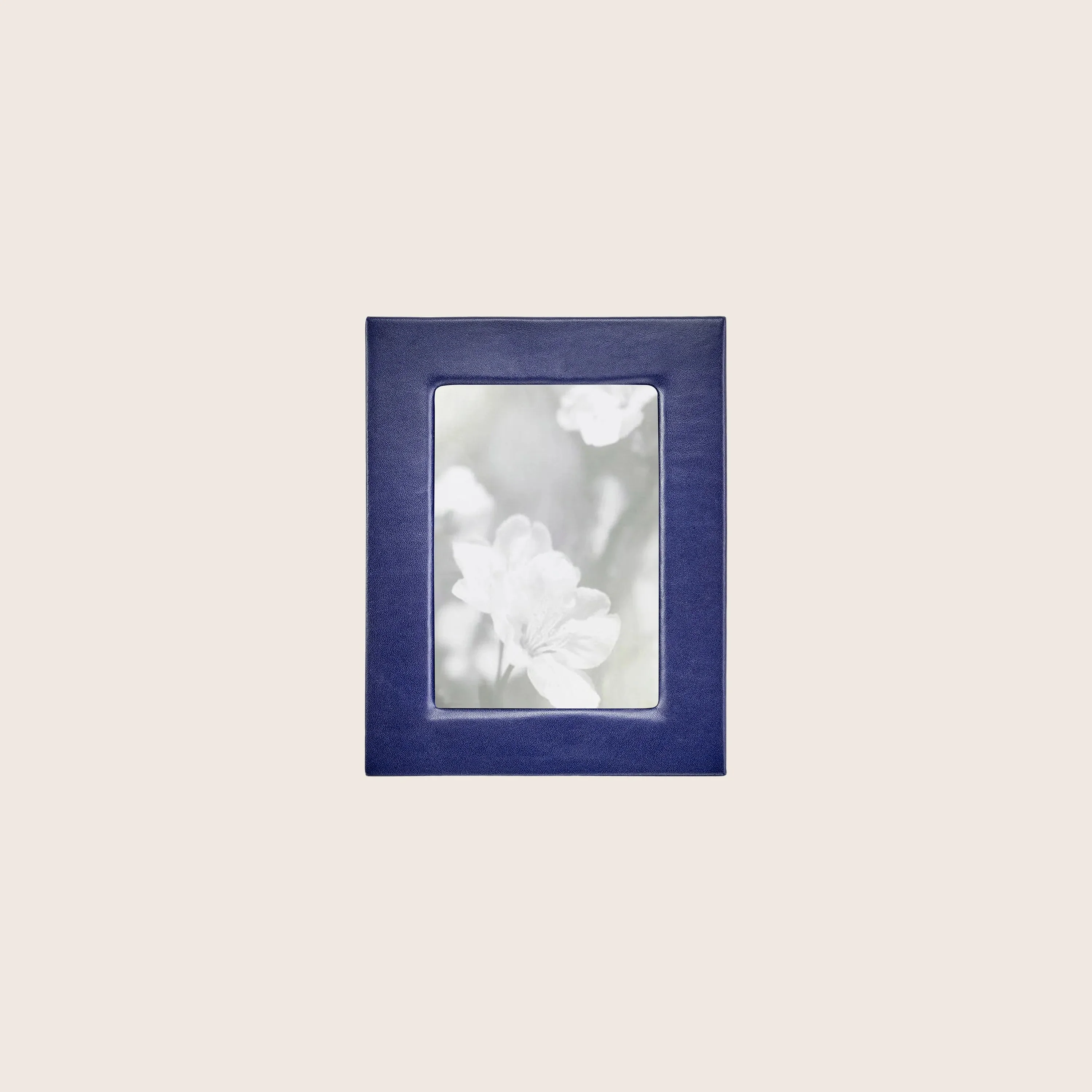 5" x 7" Photo Frame, Pebble Grain Leather - Image 6