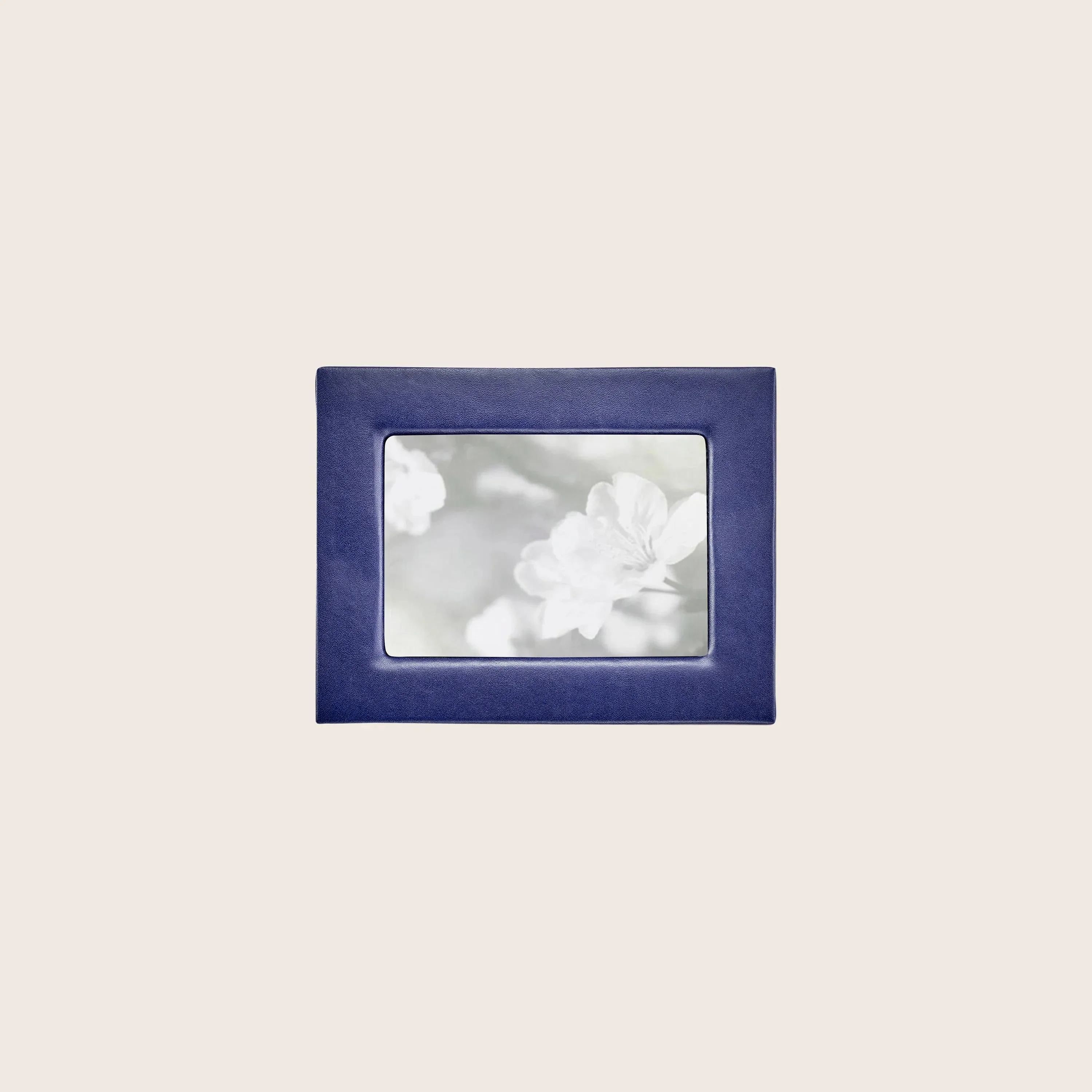 5" x 7" Photo Frame, Pebble Grain Leather - Image 8
