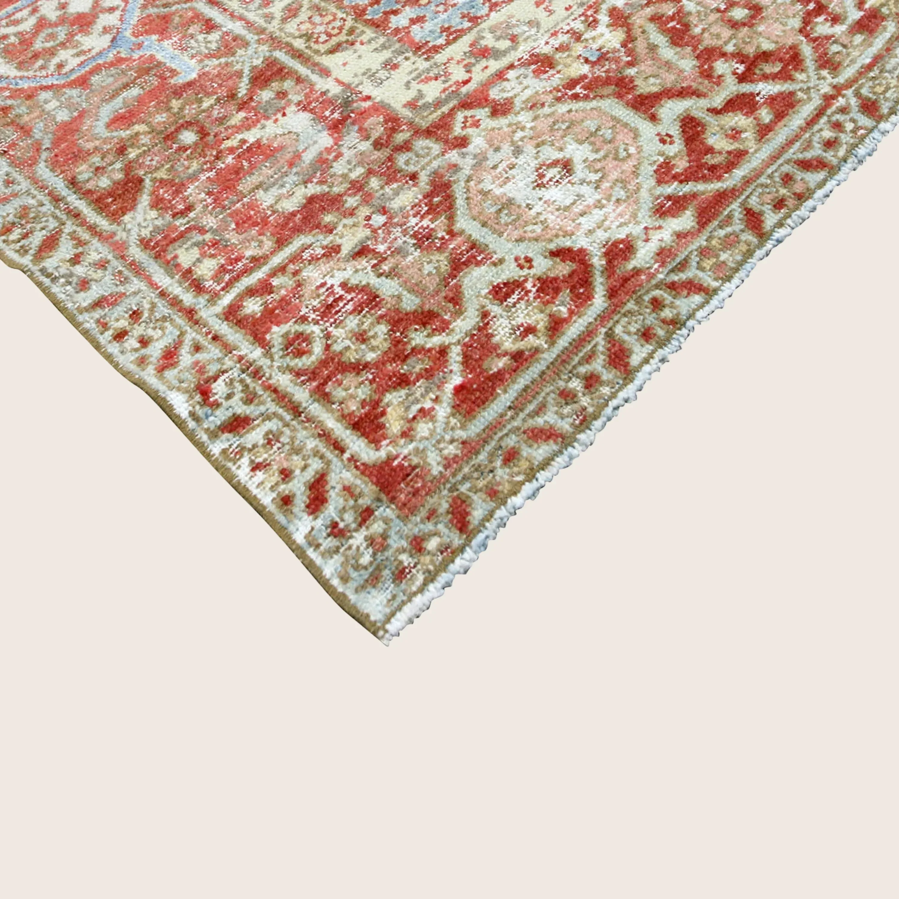 Red Vintage Antique Traditional Heriz Wool Rug - 8'4" x 11'3" - Image 2