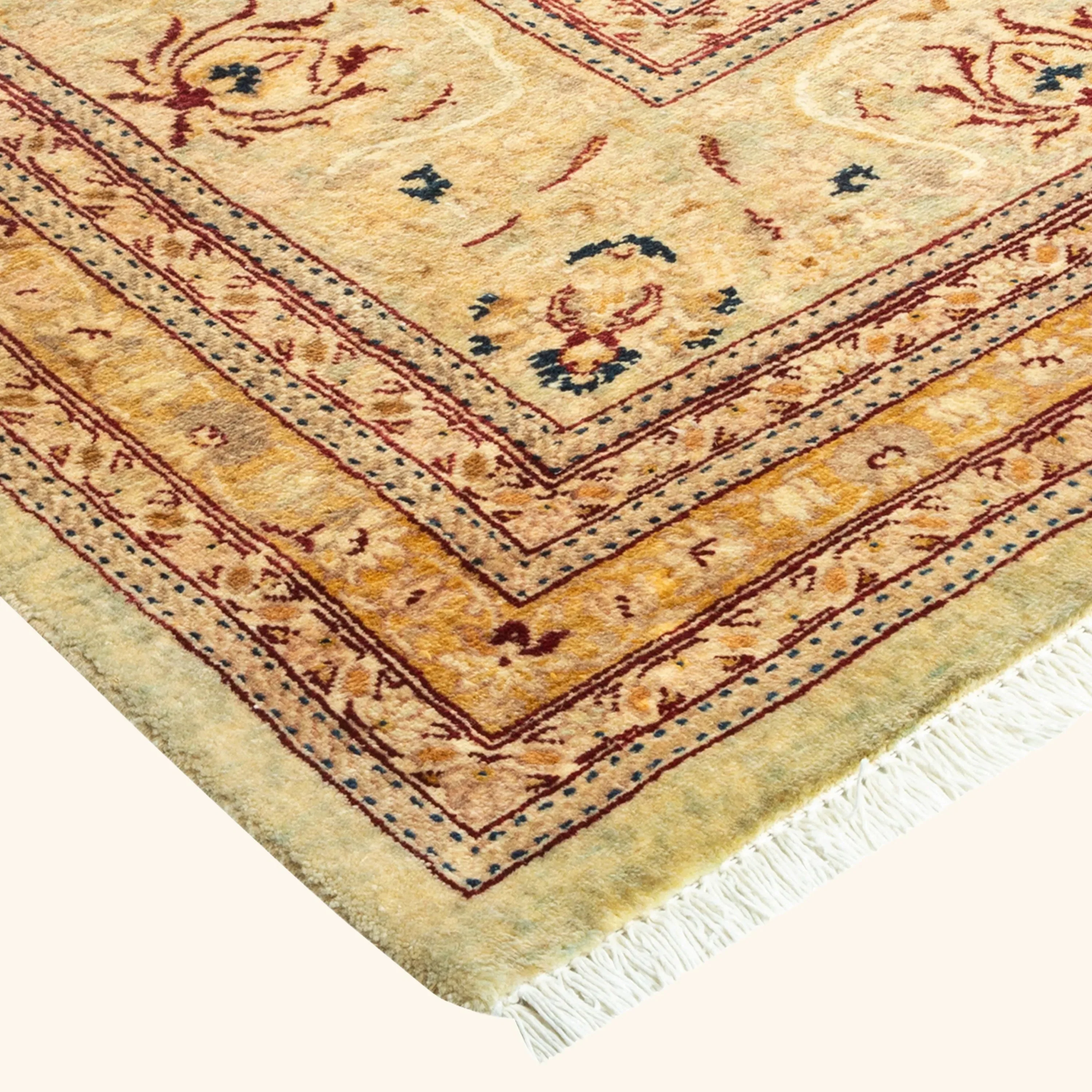 Beige Traditional Wool Rug - 6'1" x 8'10" - Image 2
