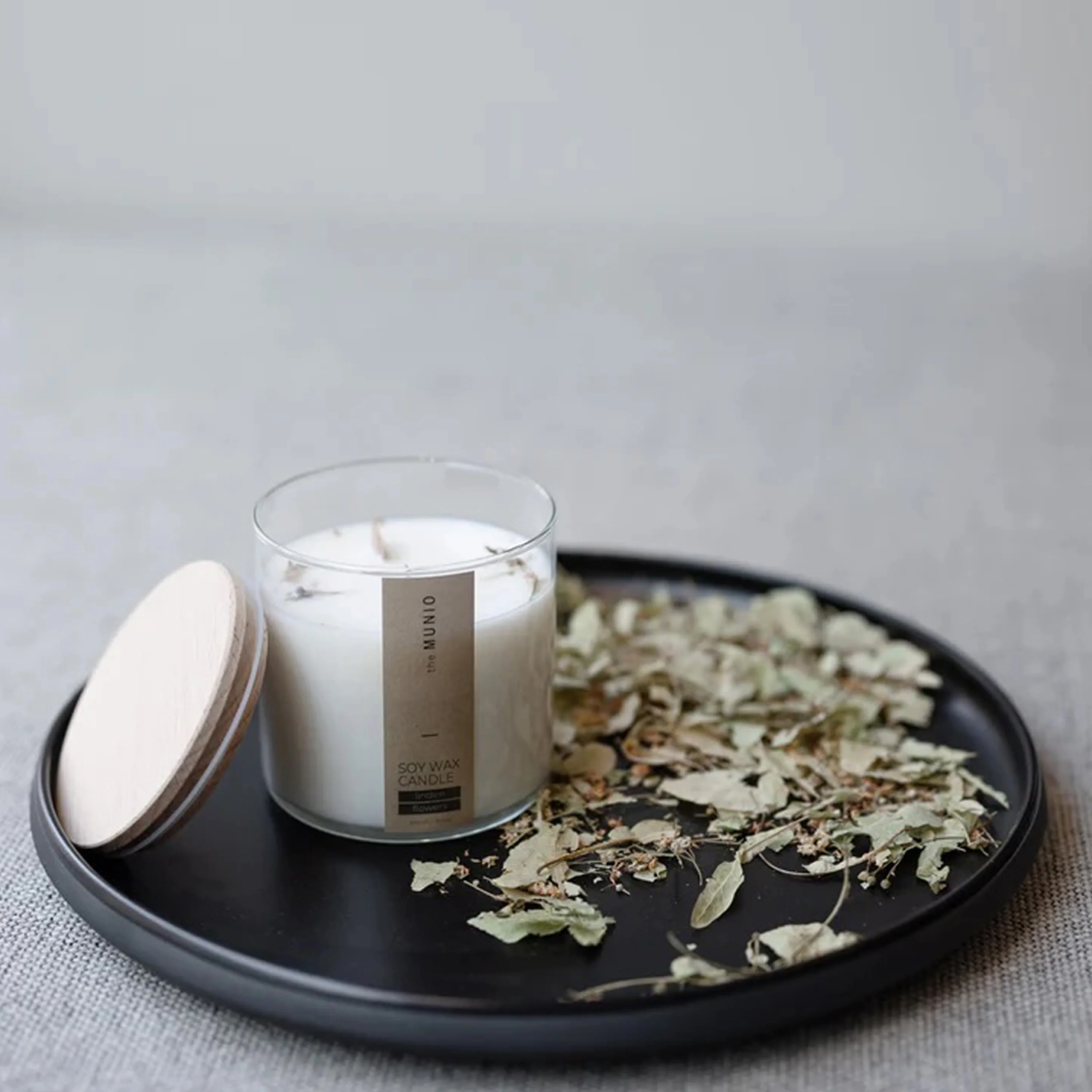 Linden Flowers Votive Candle - Image 4