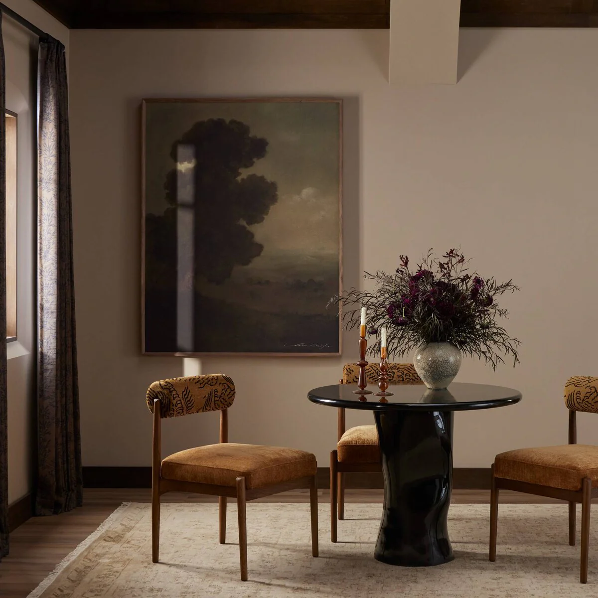Manon Dining Table - Image 2